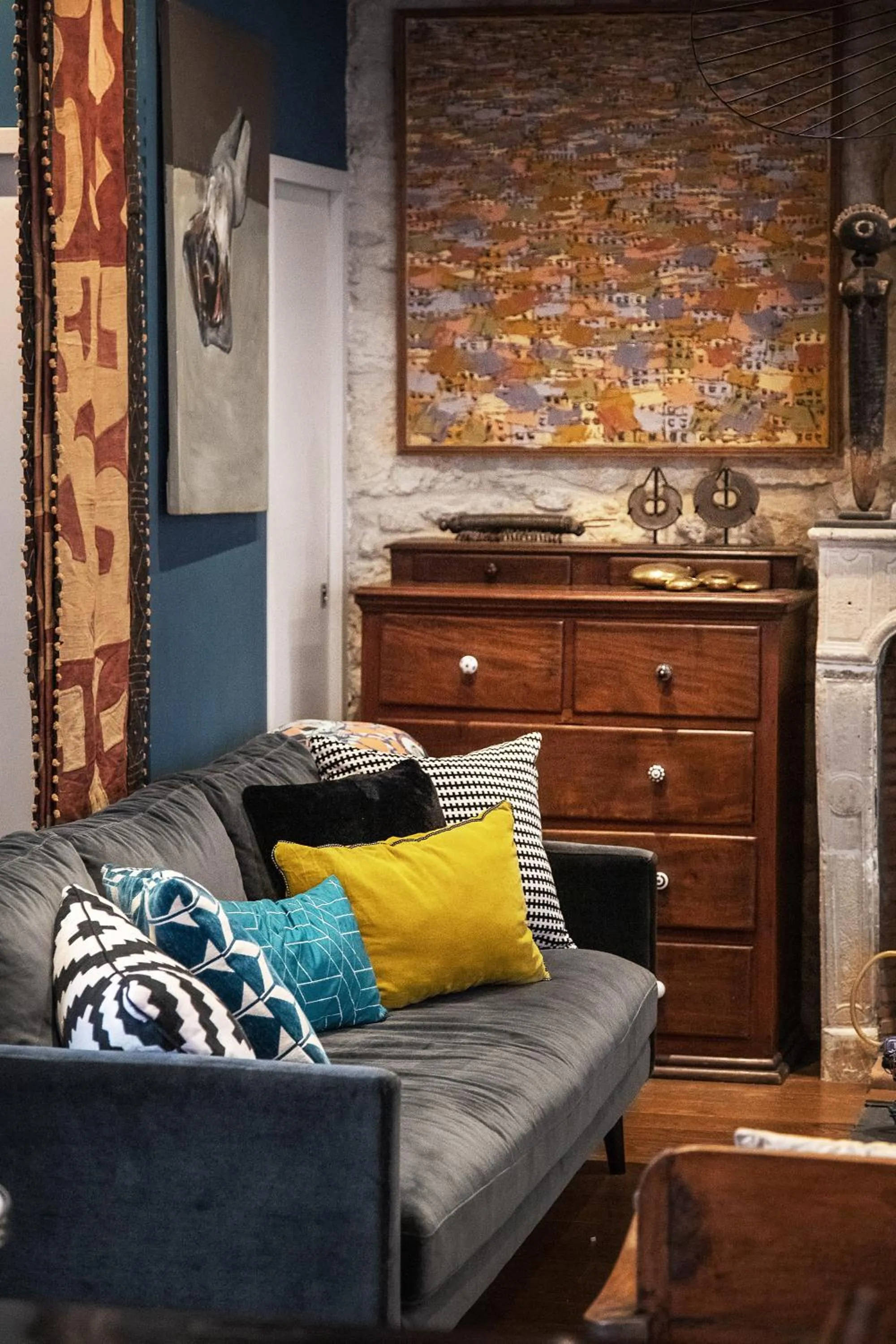 Living room in LA BELLÊME BLEUE