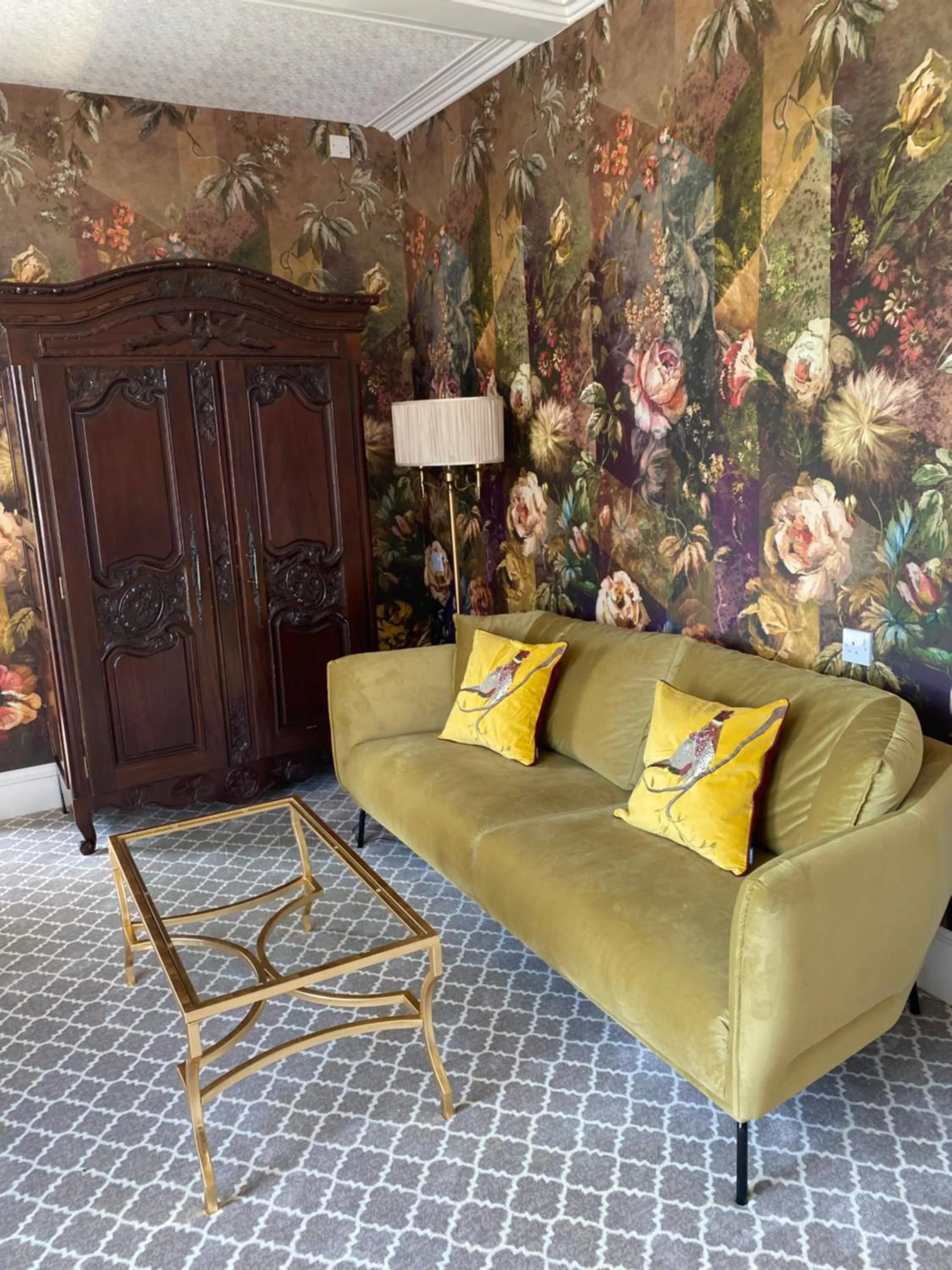 Seating area in Glenesk Hotel