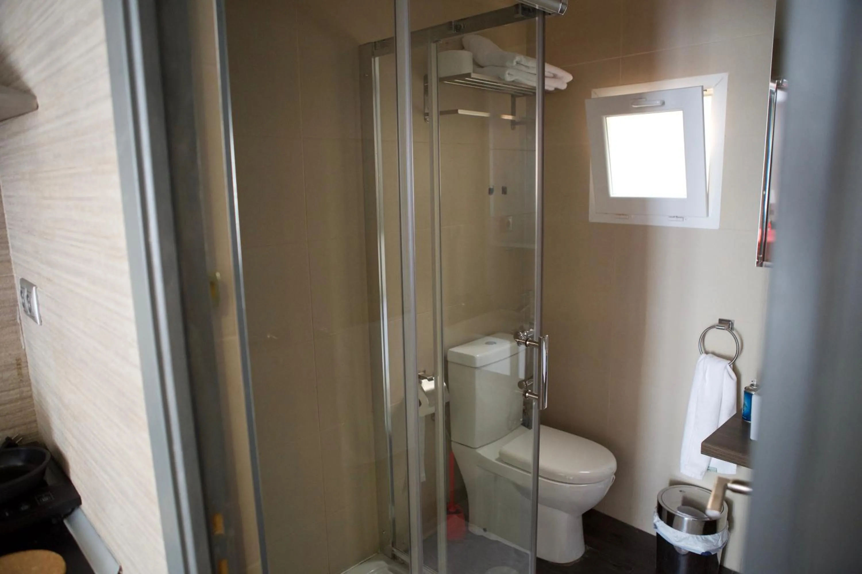 Shower in Concept Suites