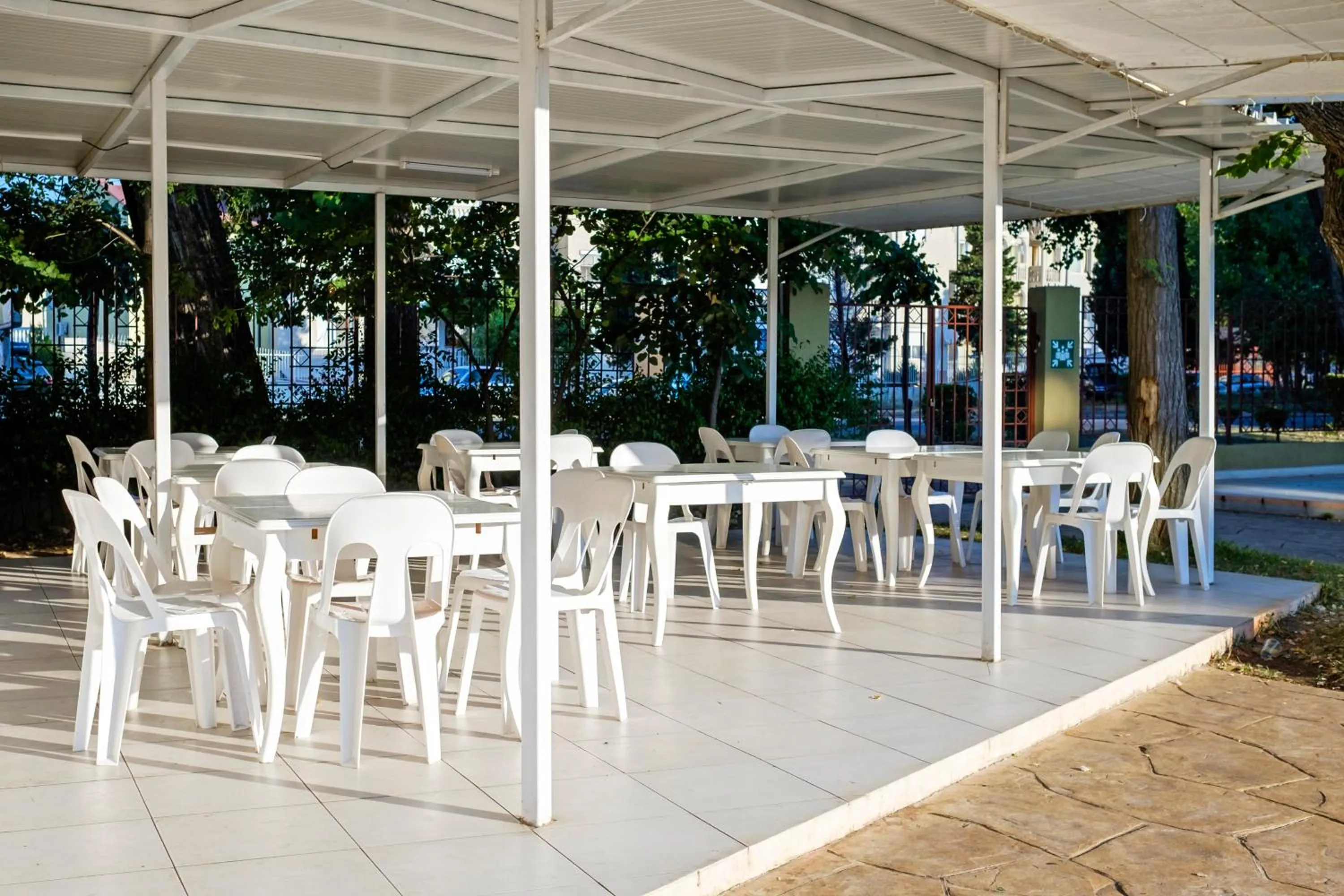 Restaurant/places to eat in Hotel Garden Nevis - All Inclusive