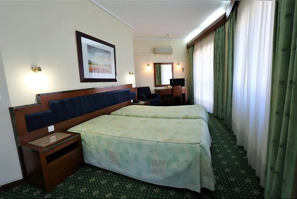 Bed in Hotel Imperial