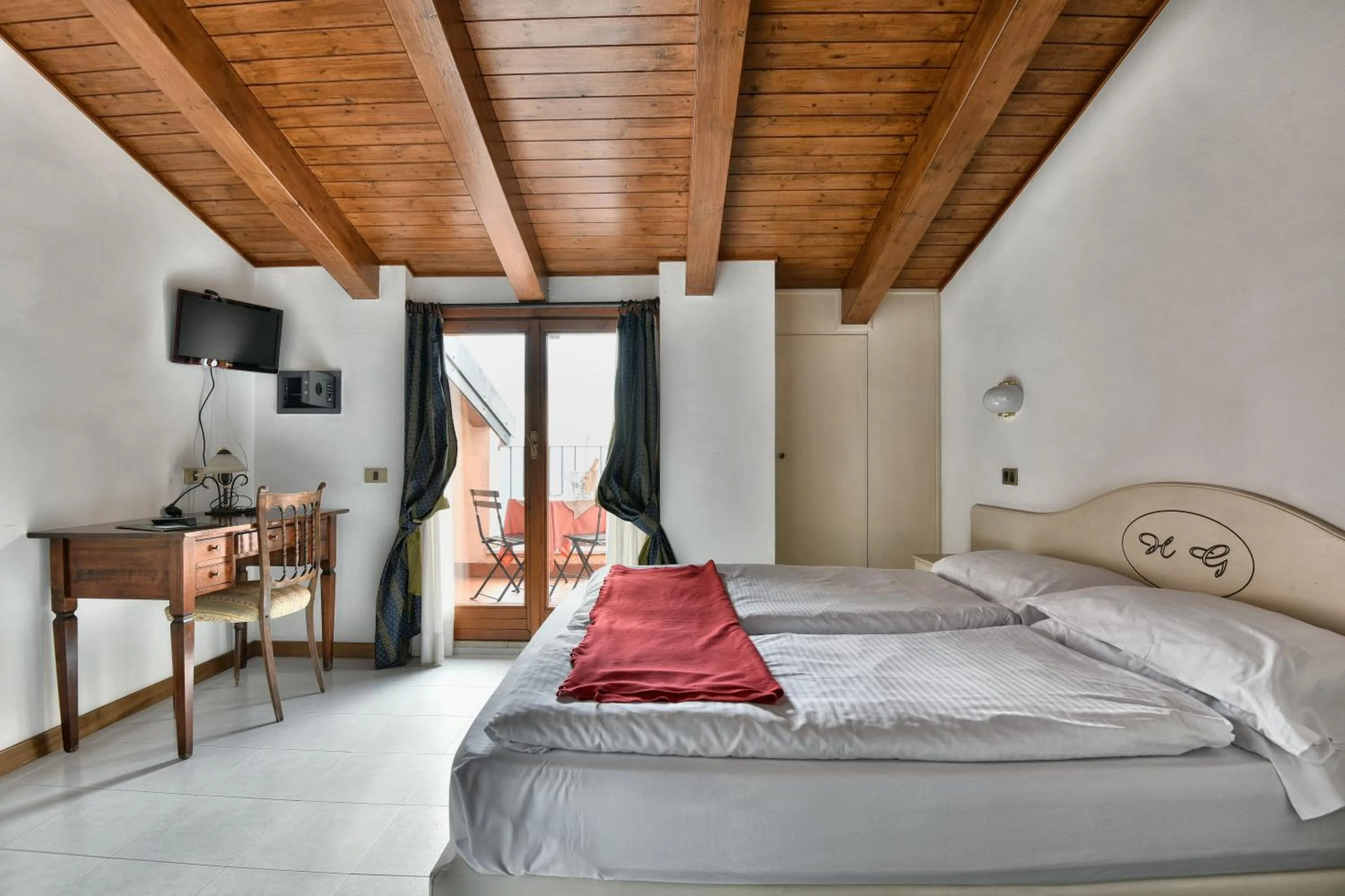 Bedroom, Bed in Hotel Gallo