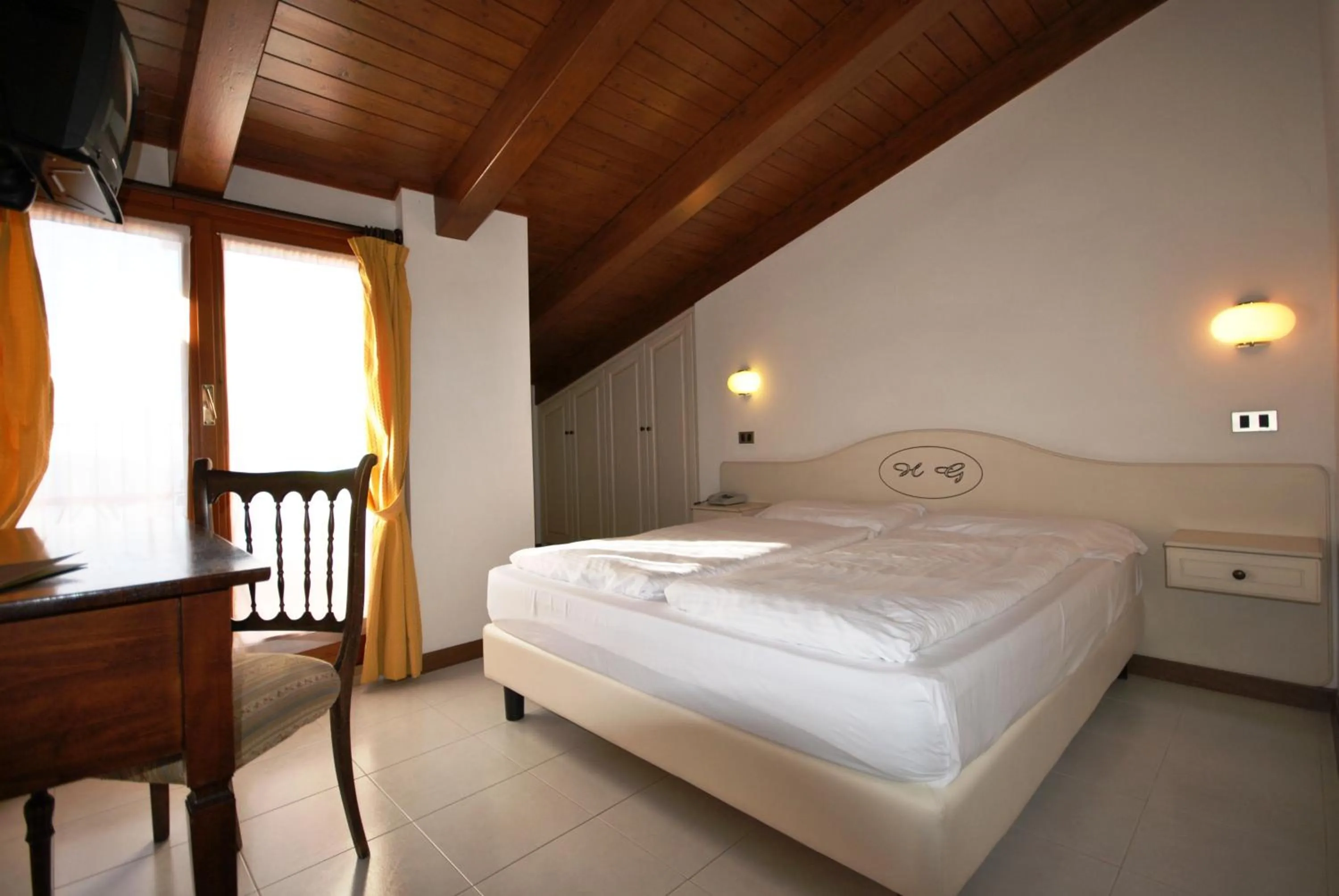 Bedroom, Bed in Hotel Gallo