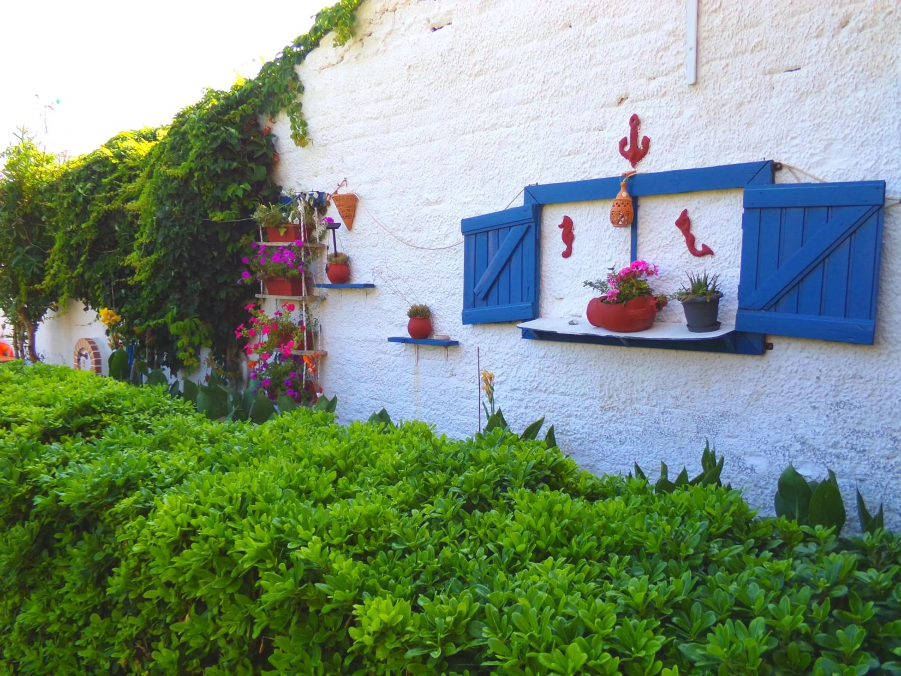 Facade/entrance in Katerina Seaside Studios
