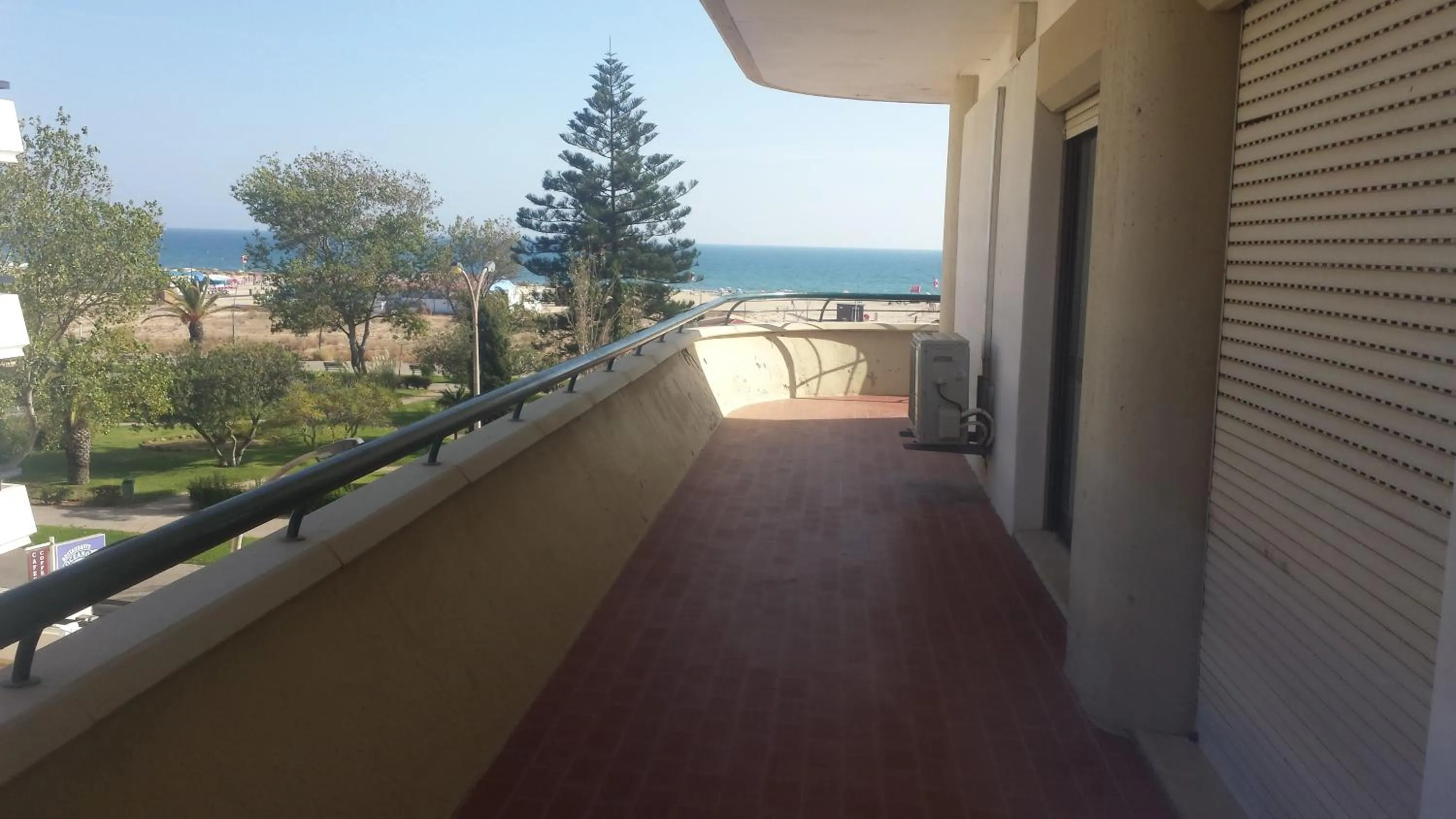 Day in Apartamentos Guadiana