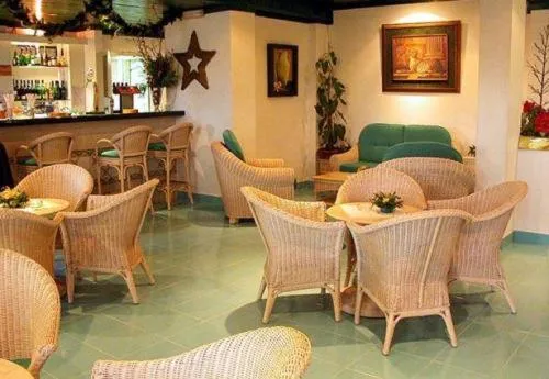 Lounge or bar in Aparthotel Calema Avenida Jardim