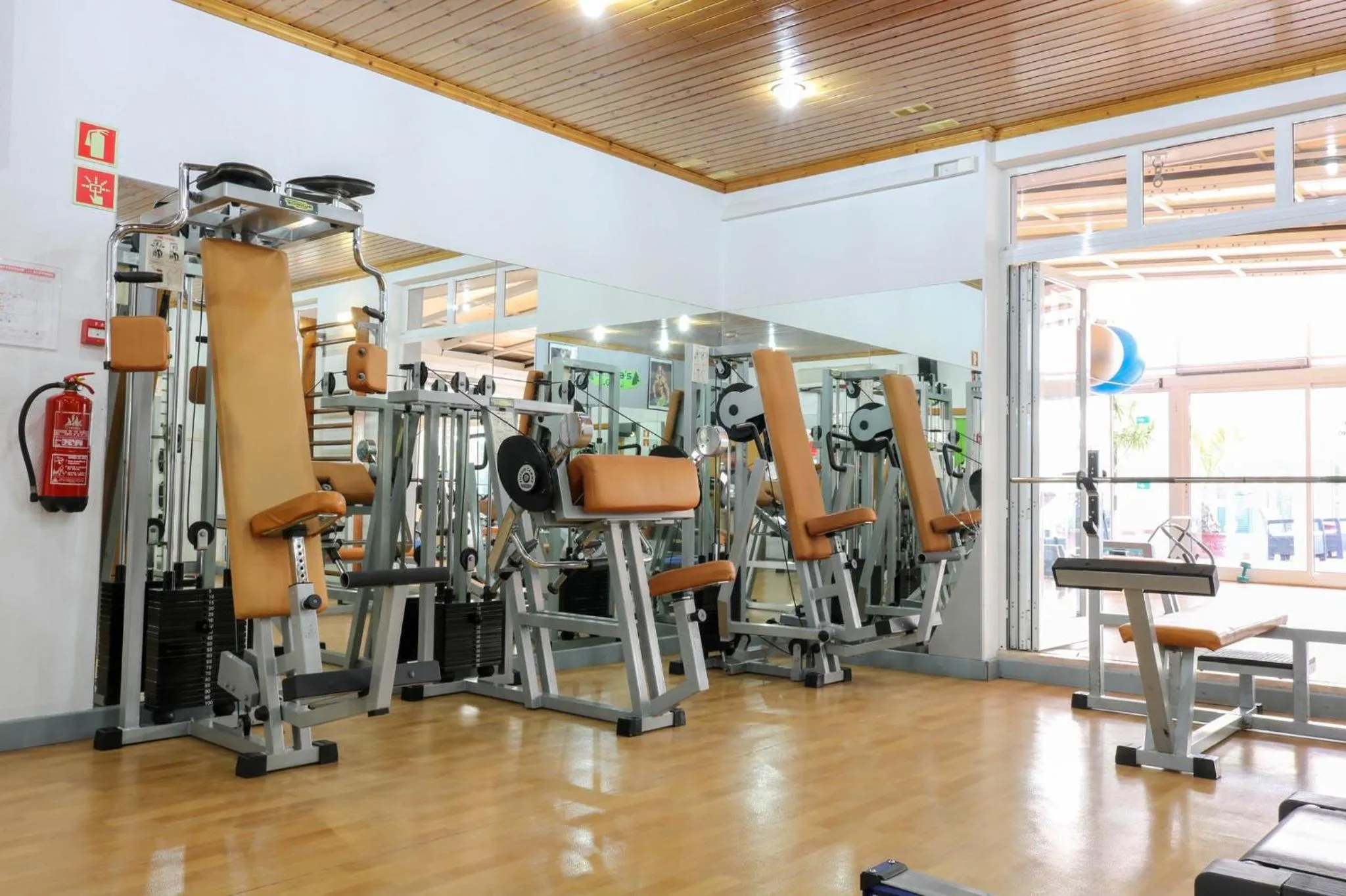 Fitness centre/facilities in Aparthotel Calema Avenida Jardim