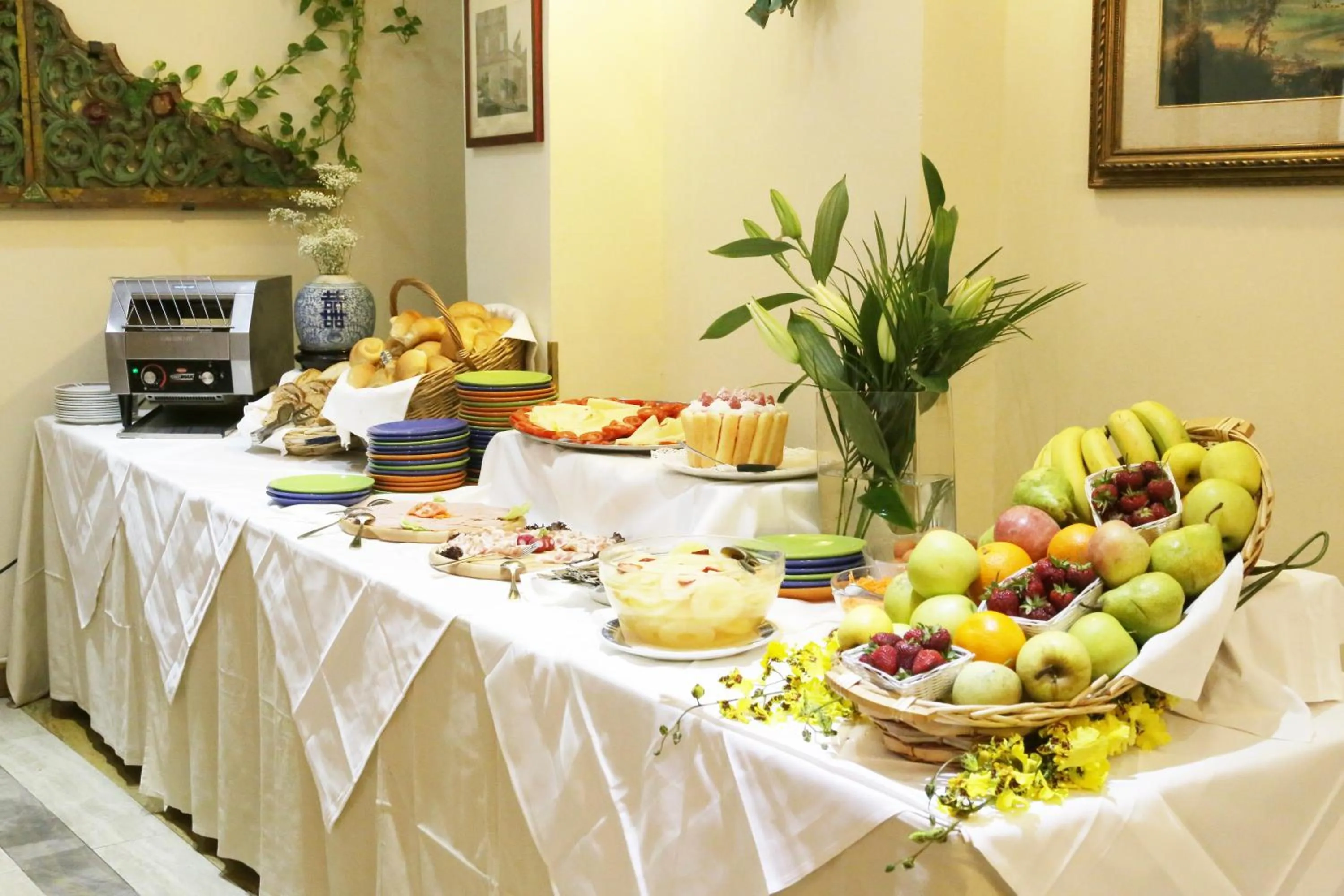 Restaurant/places to eat in Hotel Nuovo Savi