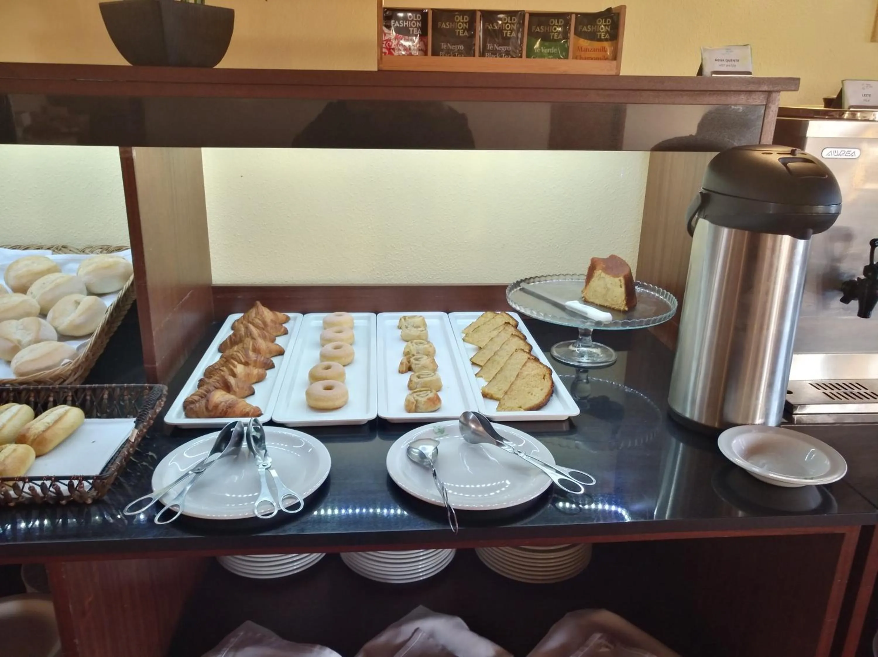 Breakfast in Praia da Lota Beachfront Resort - Hotel & Apartments