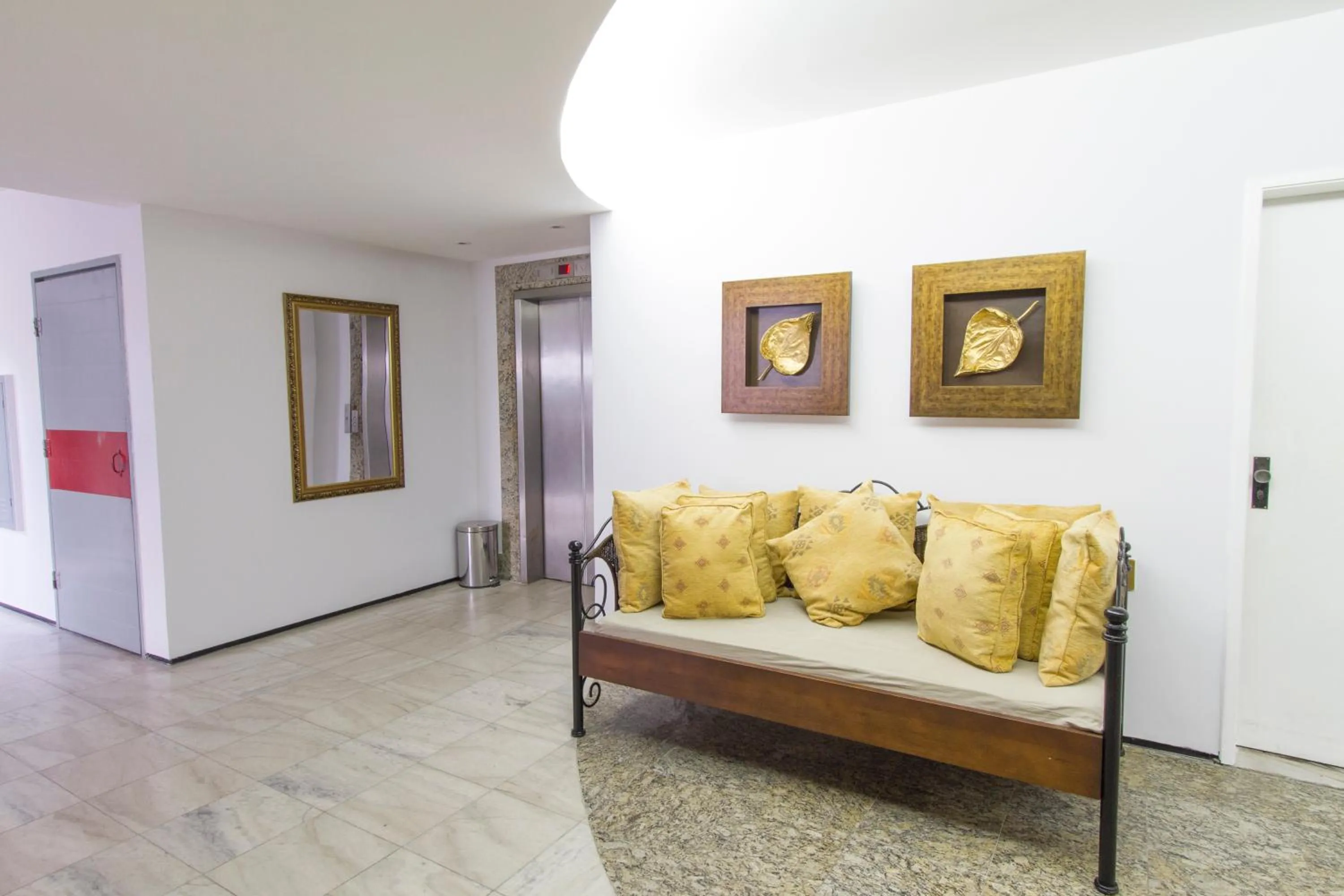 Lobby or reception in San Phillip Flat Hotel