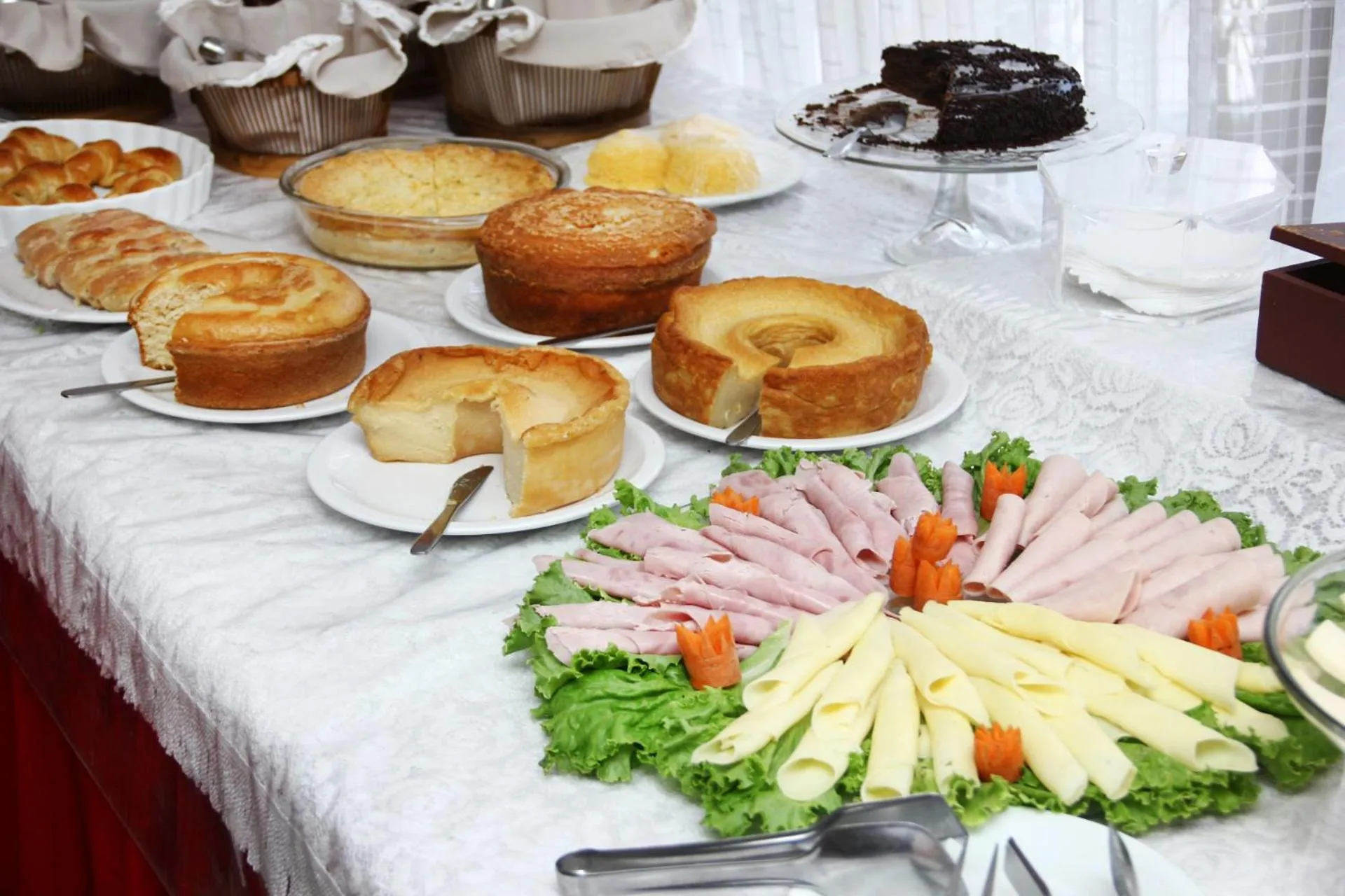 Buffet breakfast in San Phillip Flat Hotel