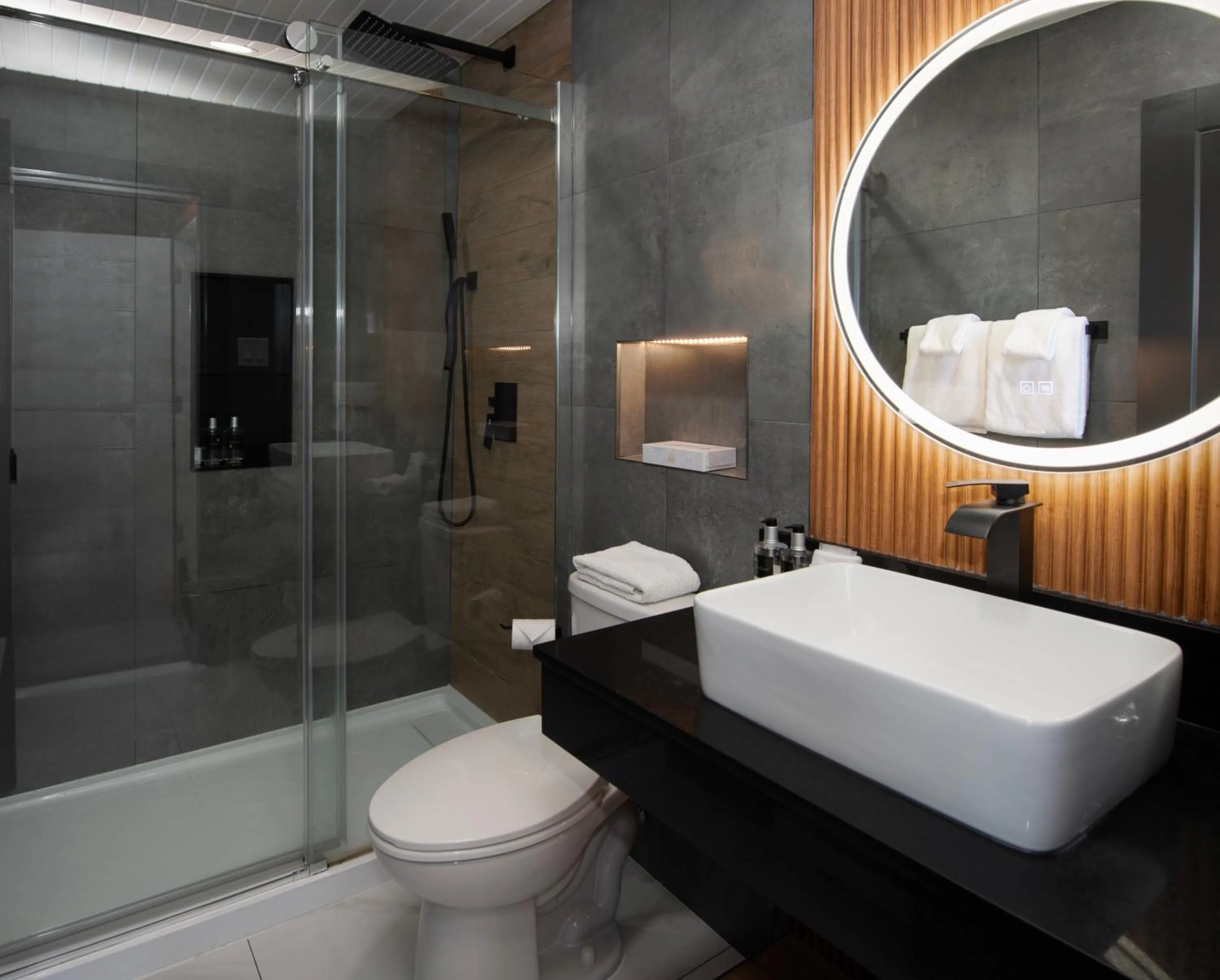 Bathroom in Rockwater Secret Cove Resort