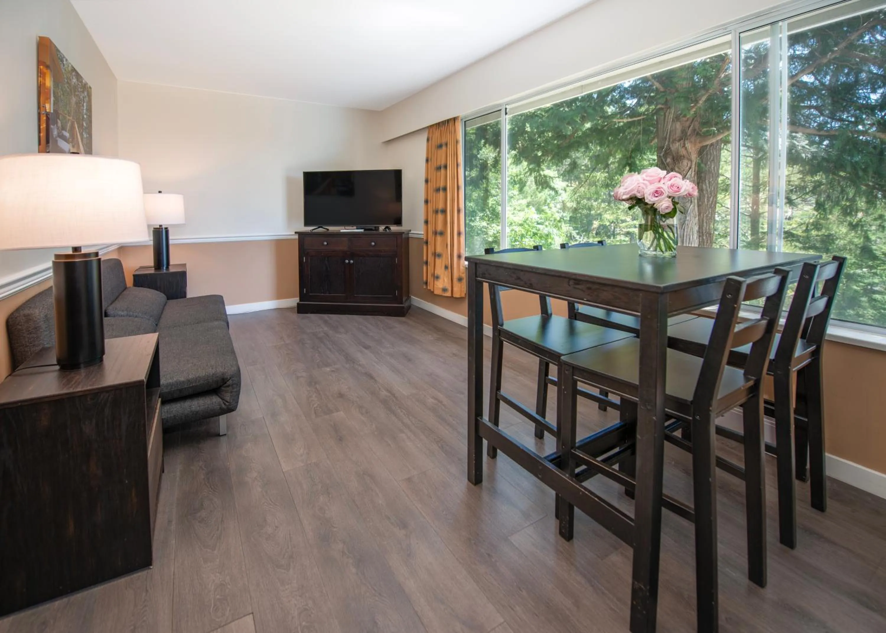 Living room in Rockwater Secret Cove Resort