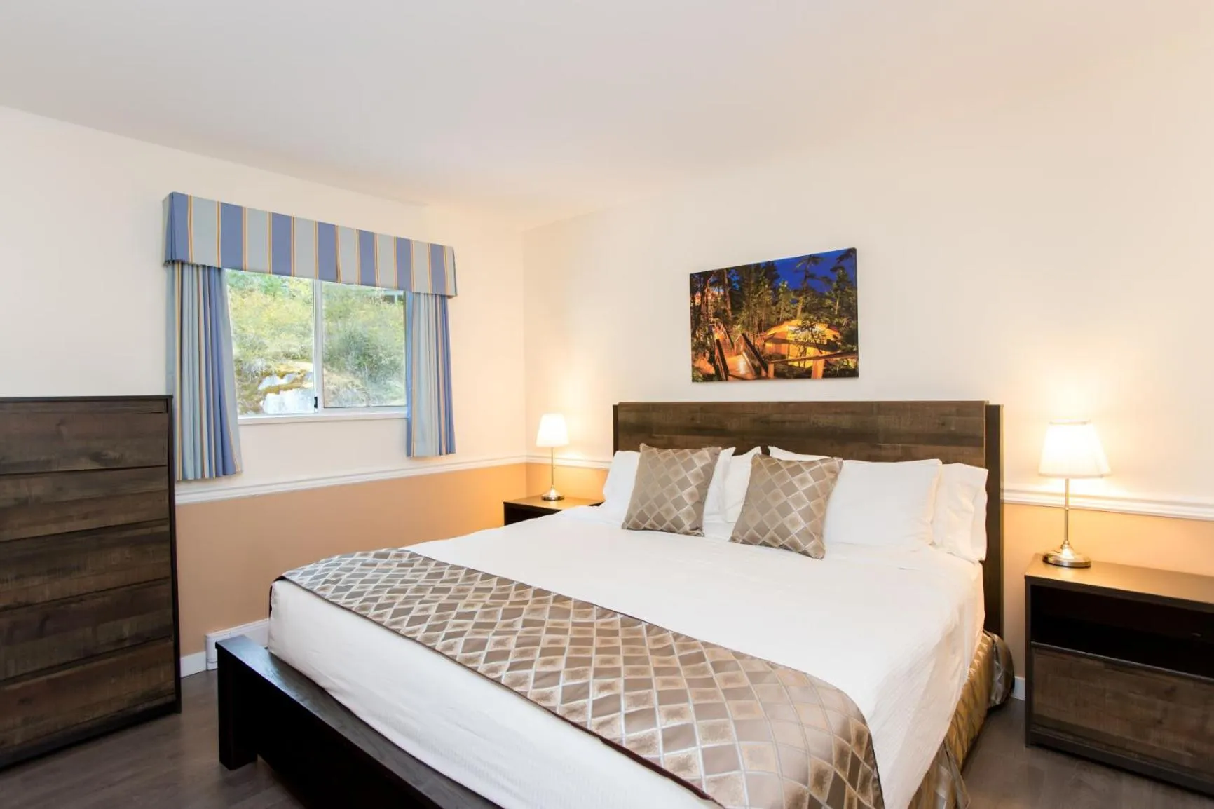 Two Bedroom Family Suite in Rockwater Secret Cove Resort