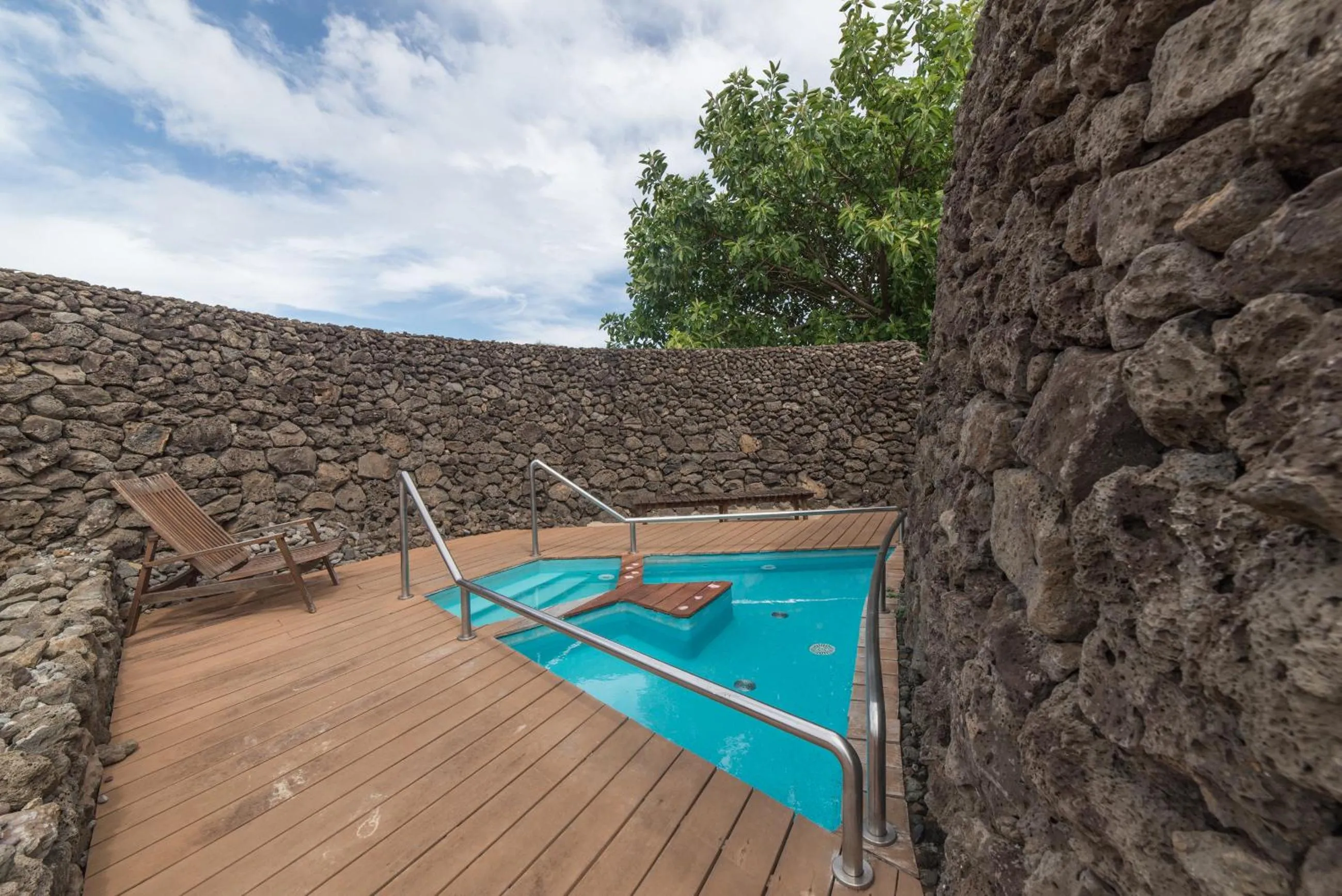 Open Air Bath in Nayara Hangaroa