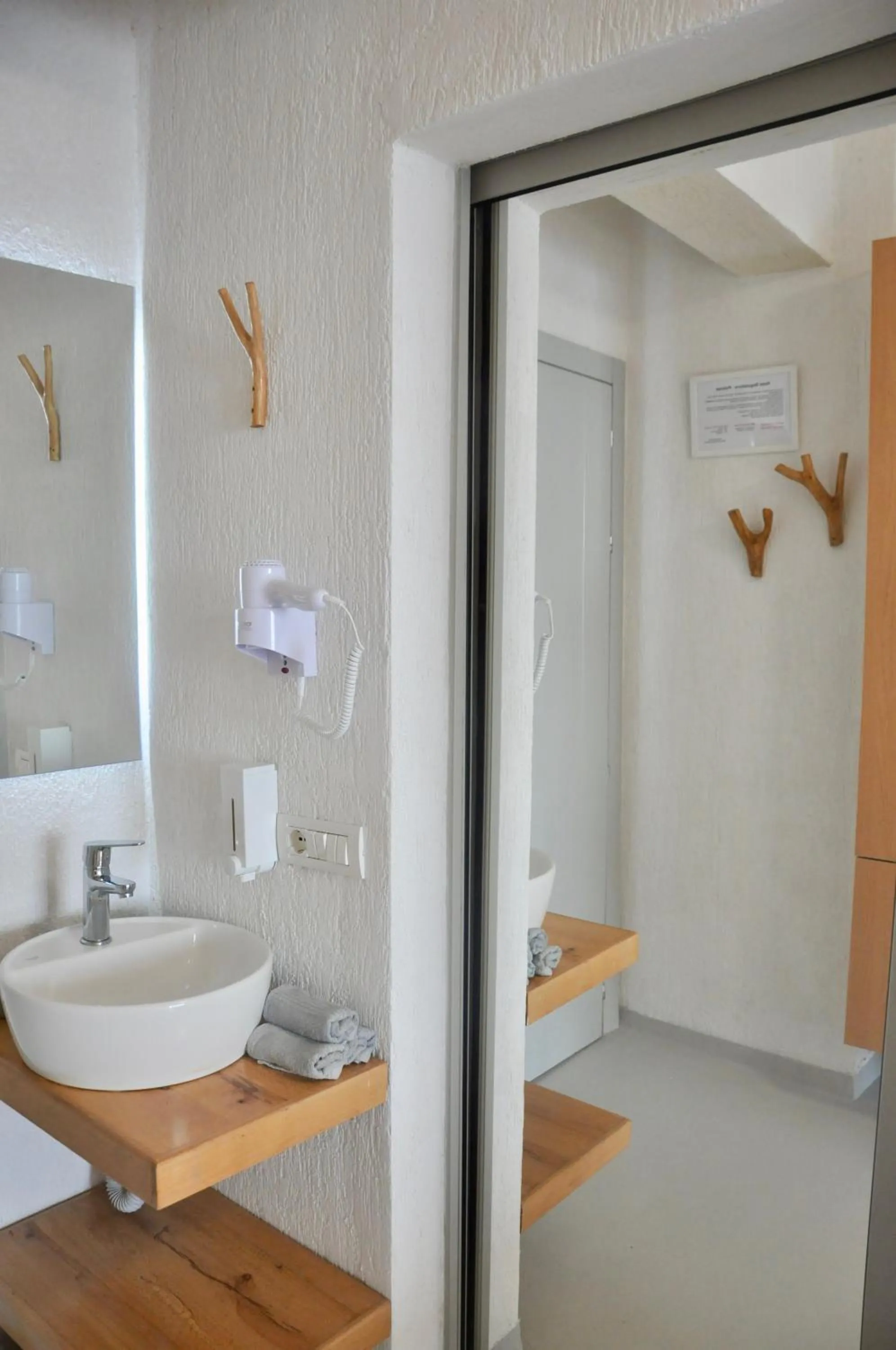 Shower in Geo & Art Boutique Hotel Himara