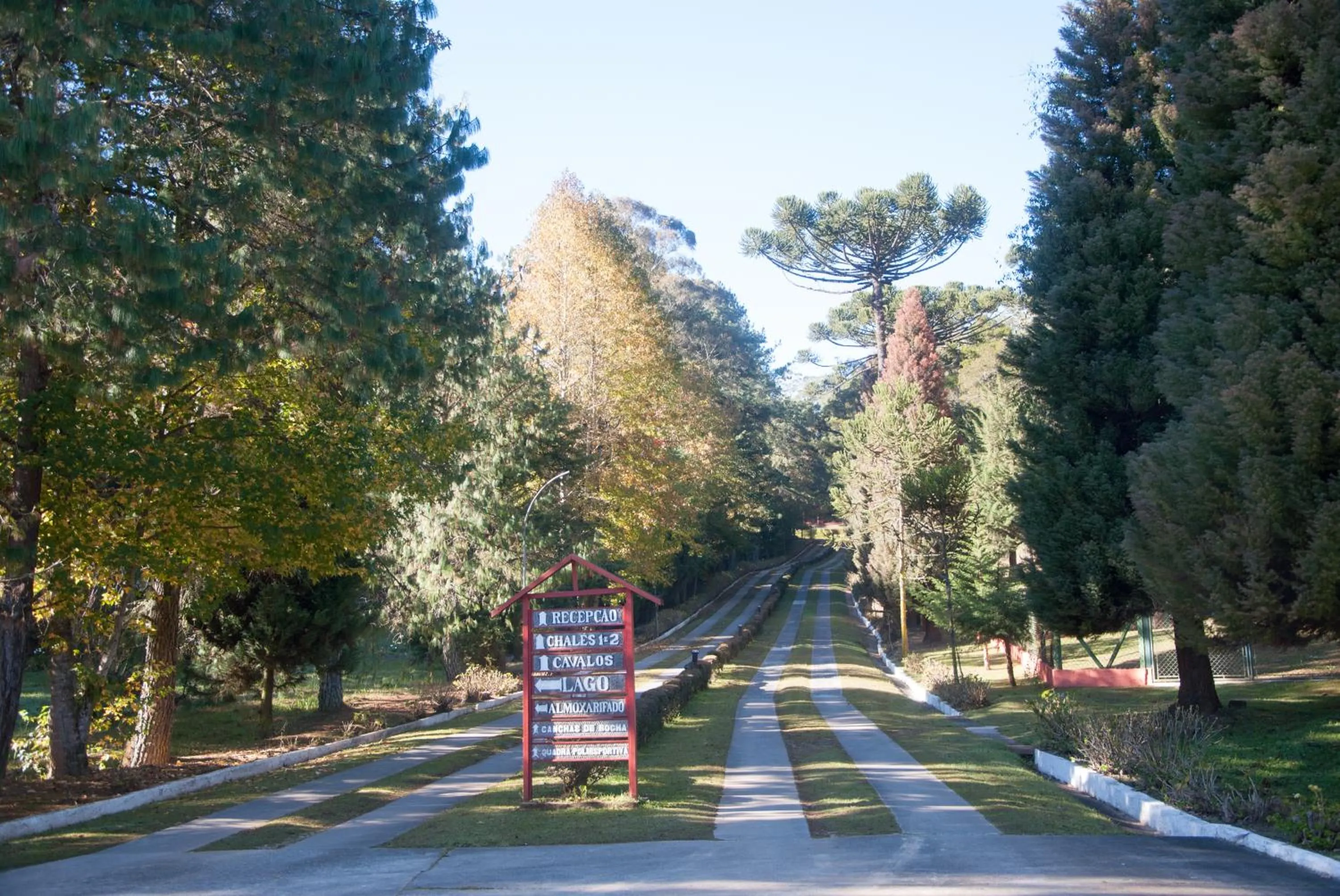 Facade/entrance in Hotel Recanto São Cristóvão - Próximo ao parque Tarundu