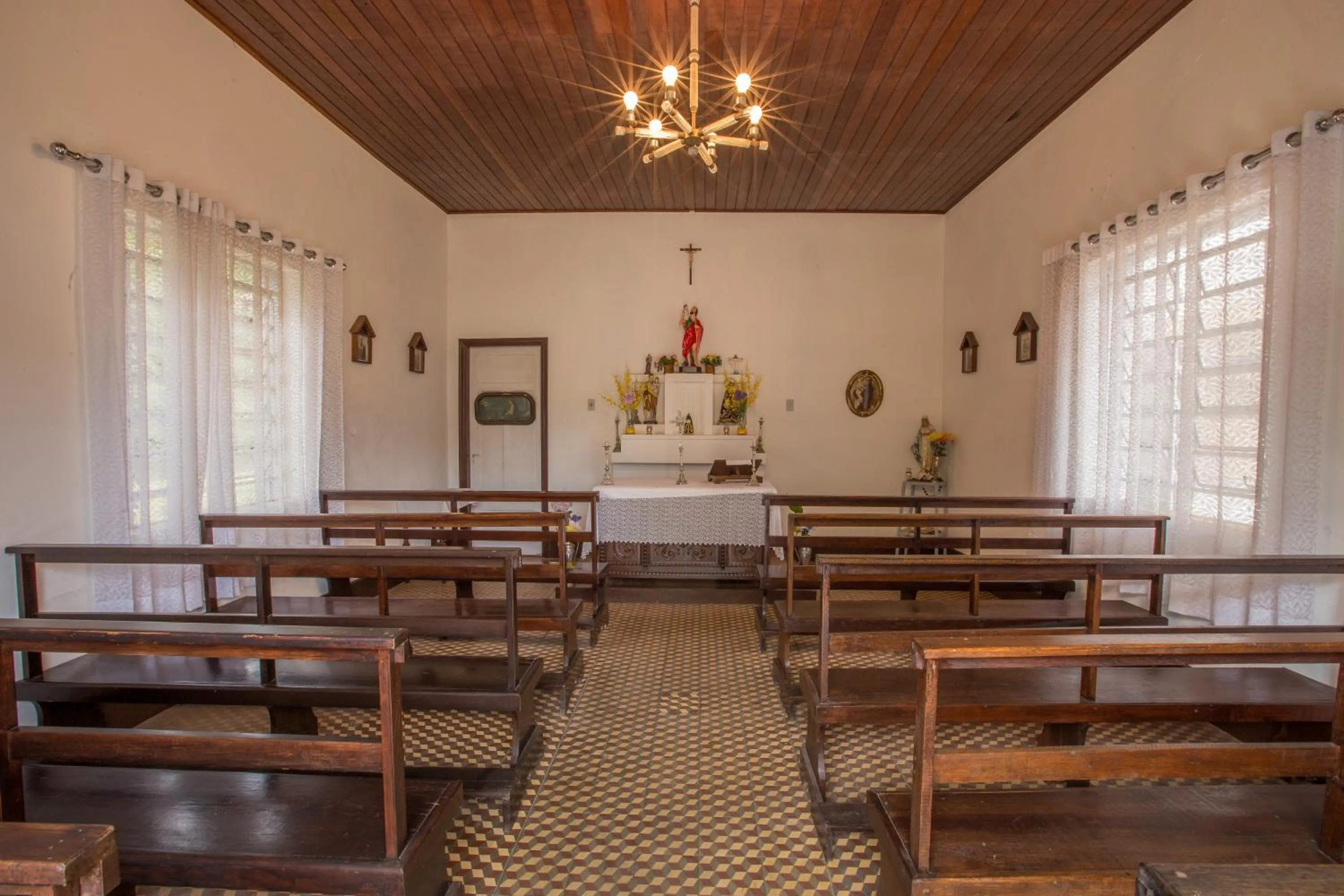 Place of worship in Hotel Recanto São Cristóvão - Próximo ao parque Tarundu