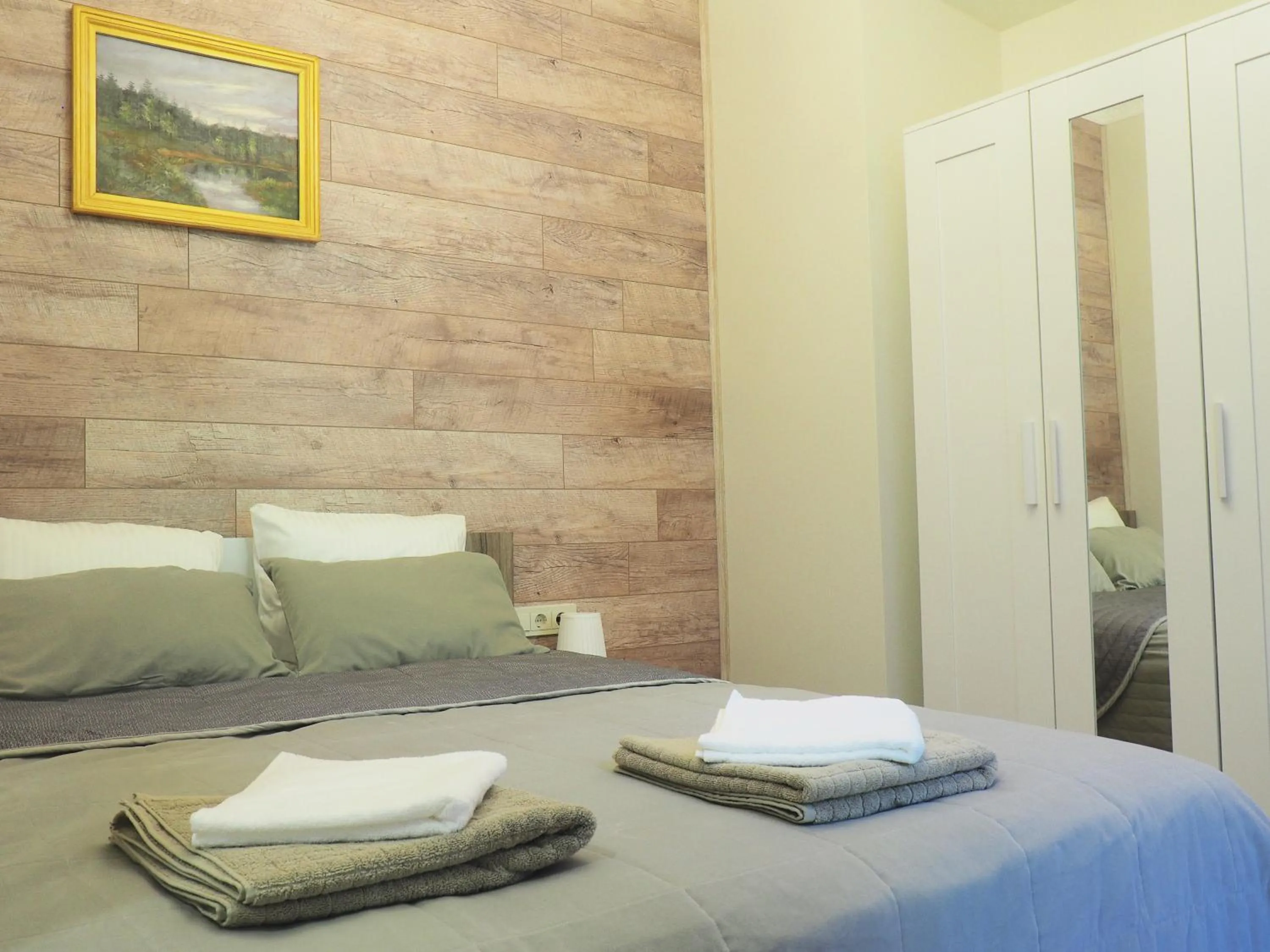 Bed in Emi apartment