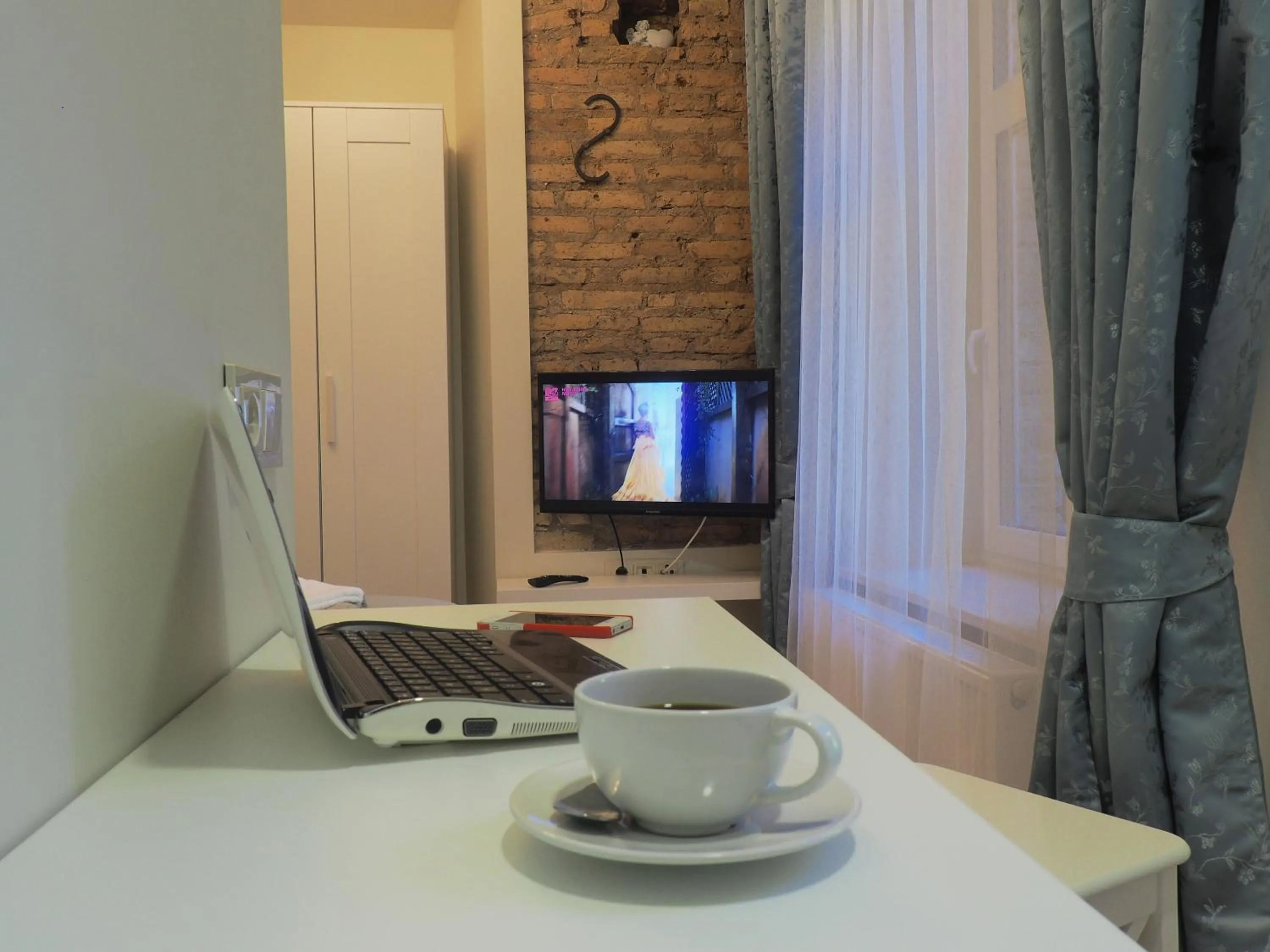 Bedroom in Emi apartment