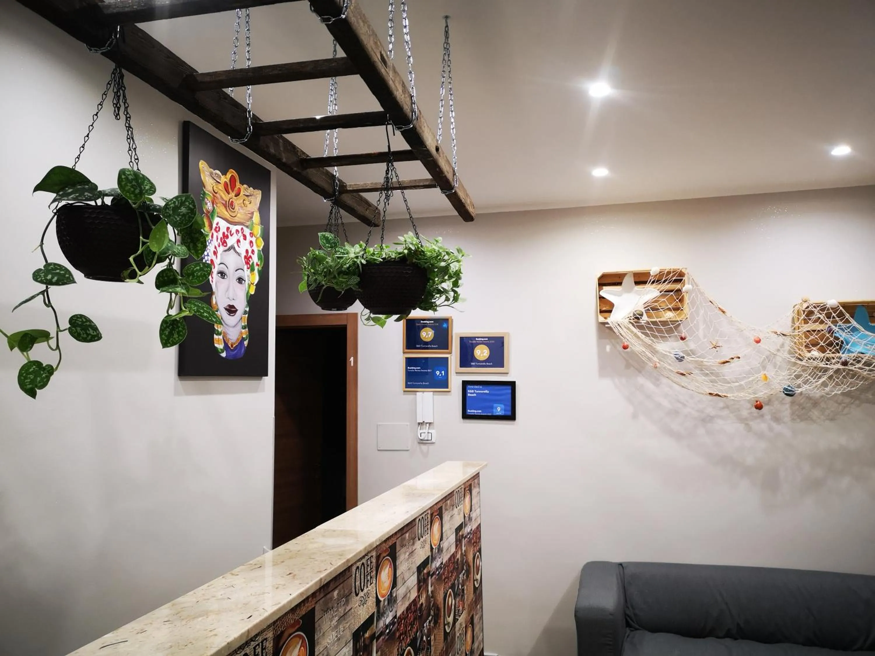 Decorative detail in B&B Tonnarella Beach