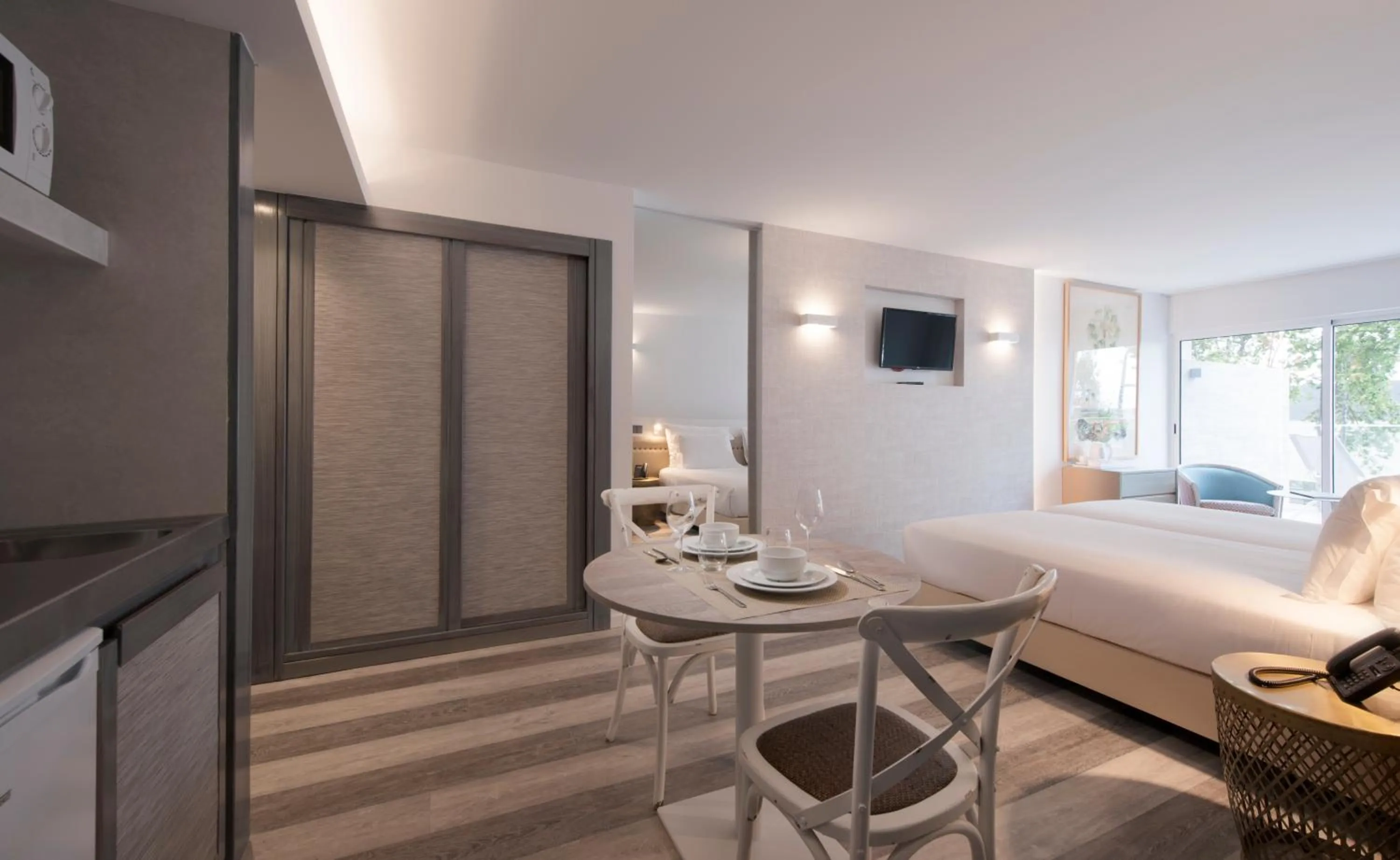 Photo of the whole room, Bed in Hotel Alto Lido