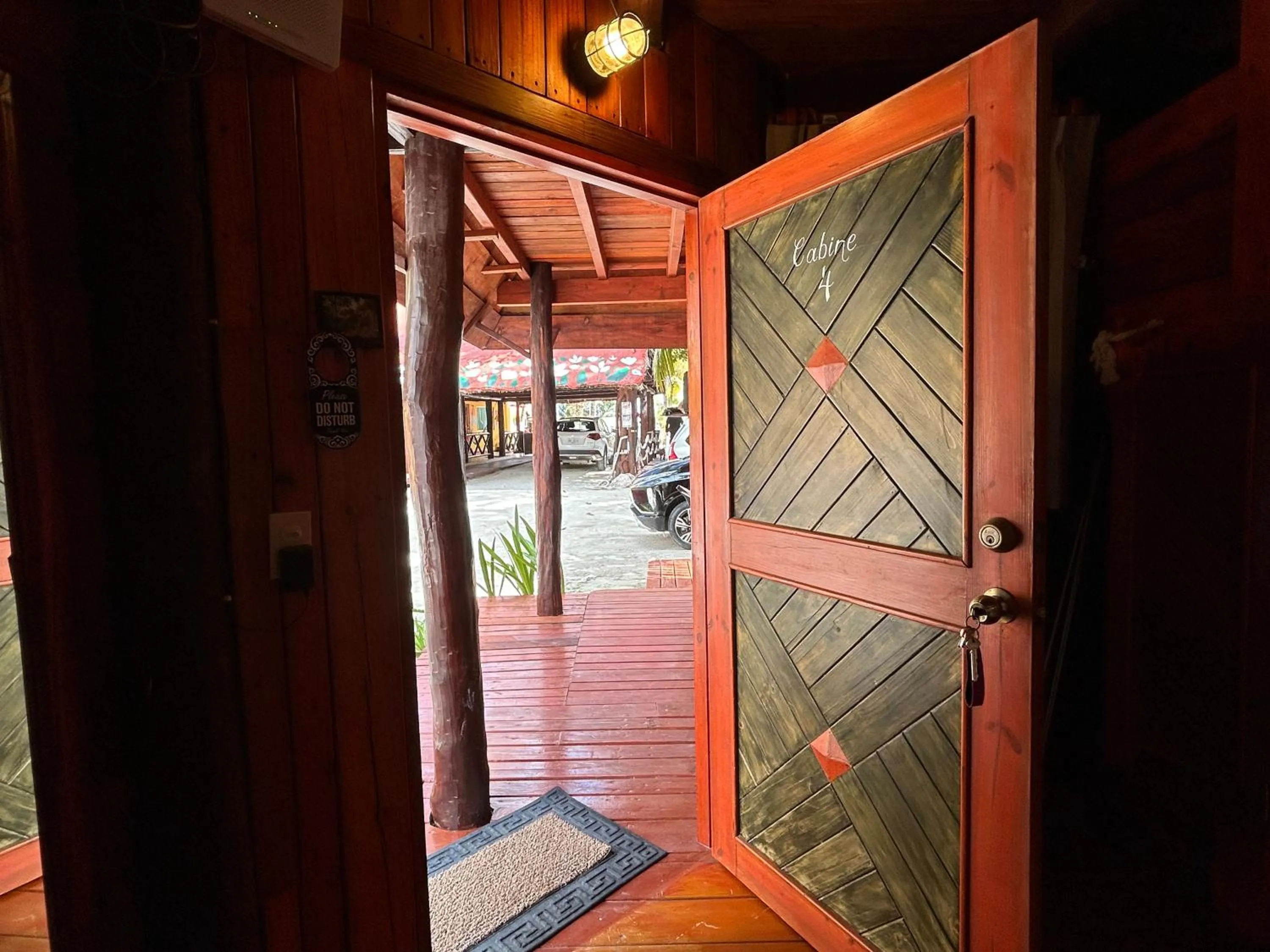 The Diving Lodge Downtown