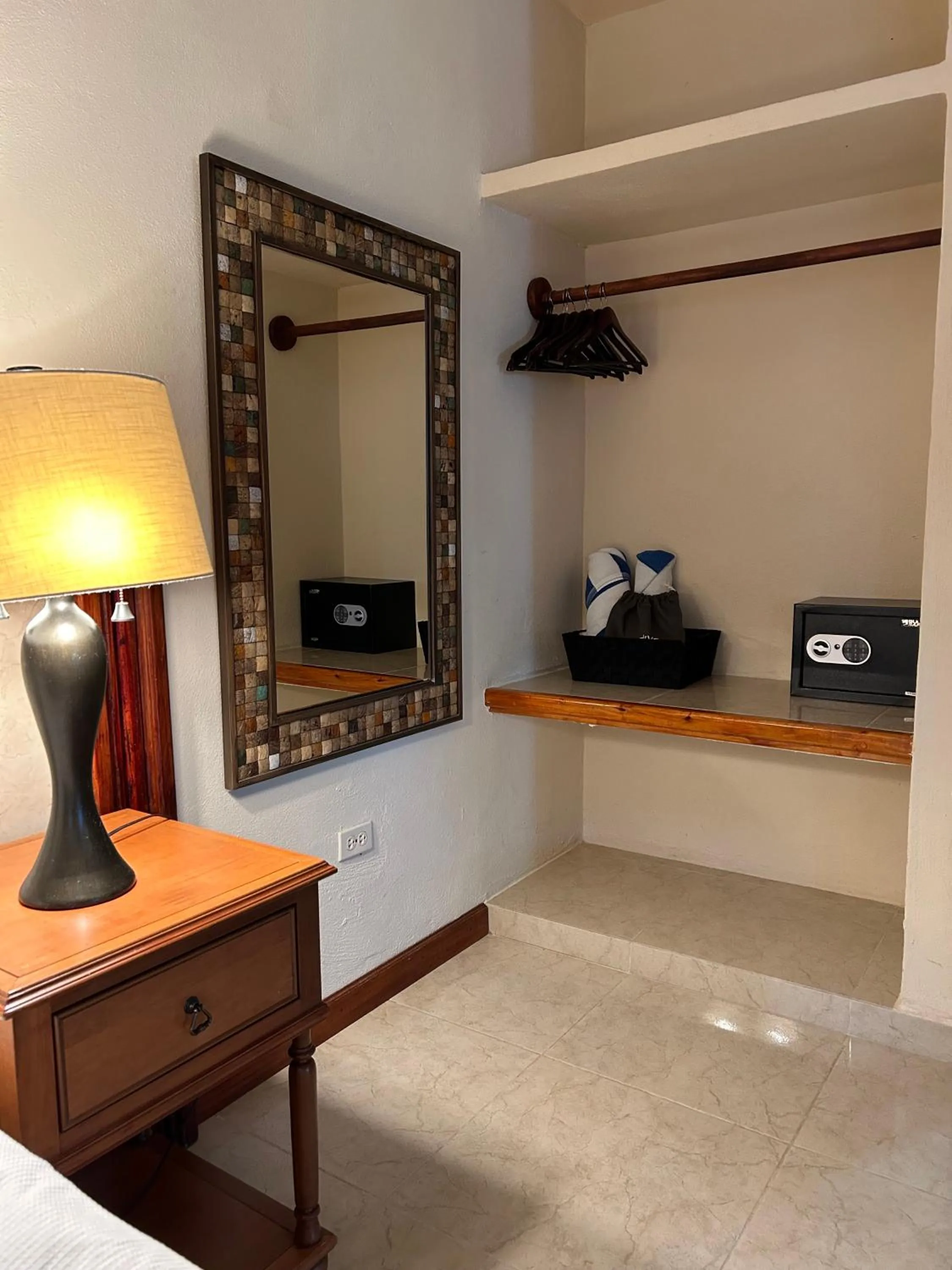 The Diving Lodge Downtown