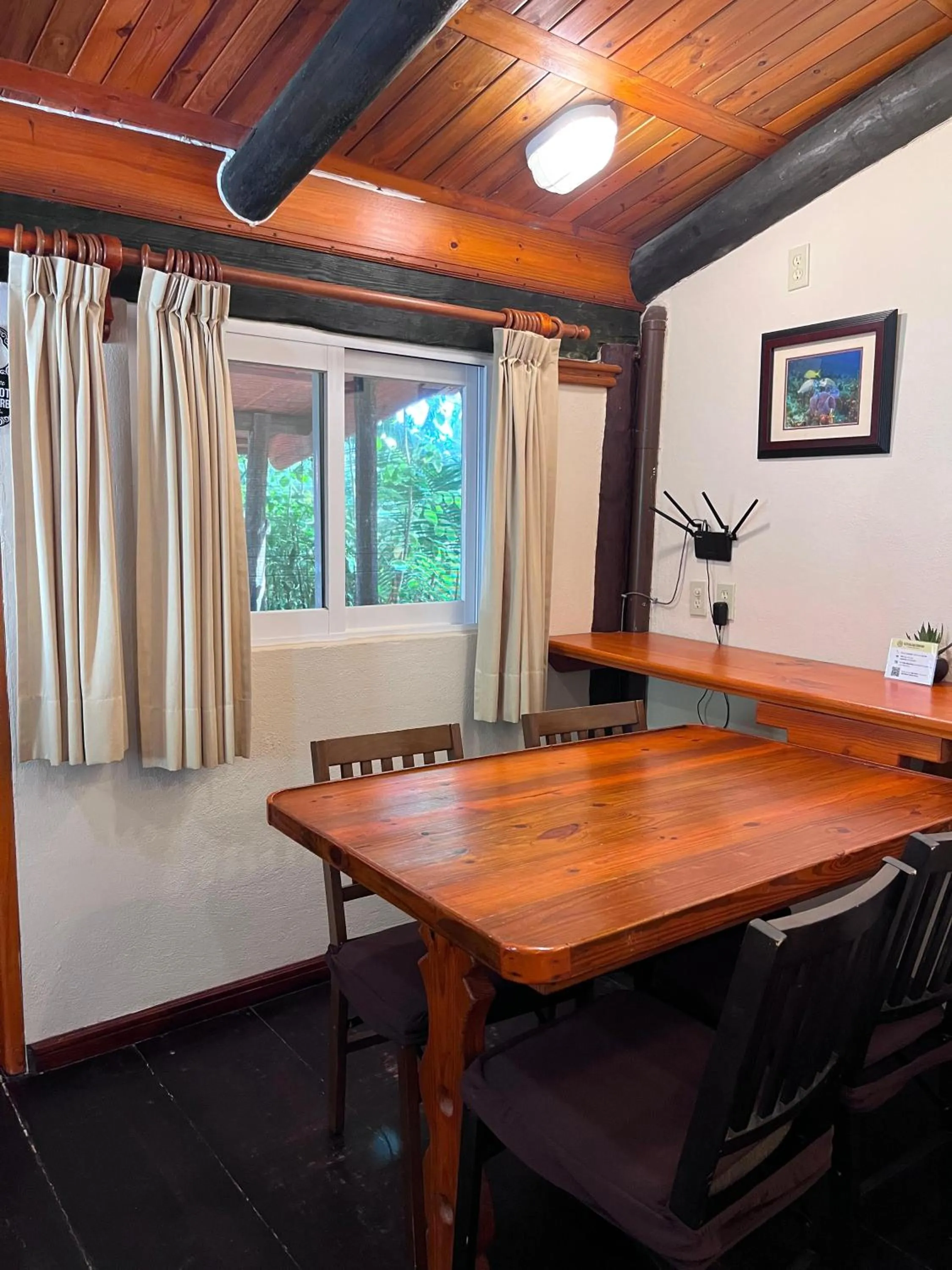 The Diving Lodge Downtown