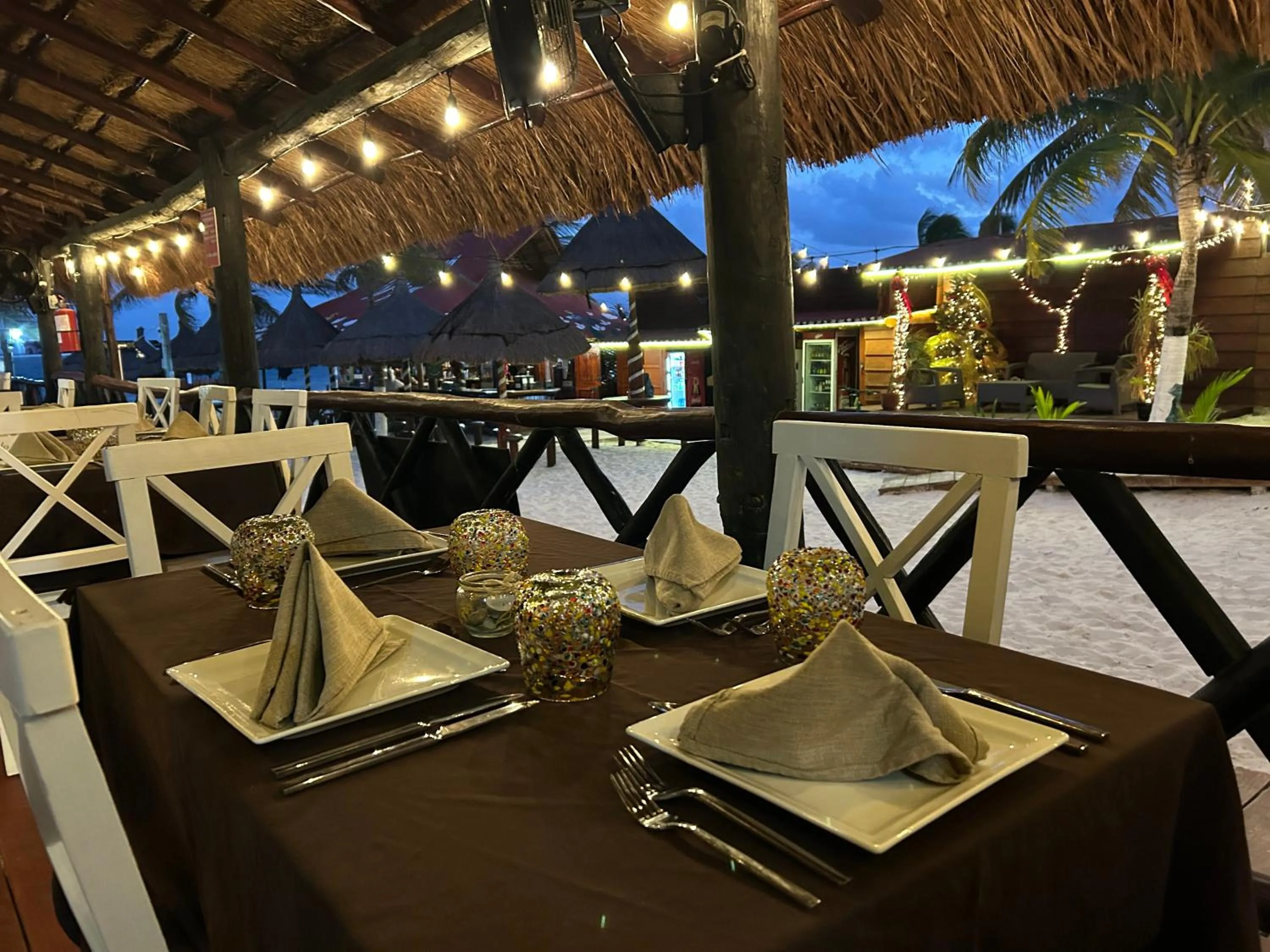 Restaurant/places to eat in The Diving Lodge Downtown