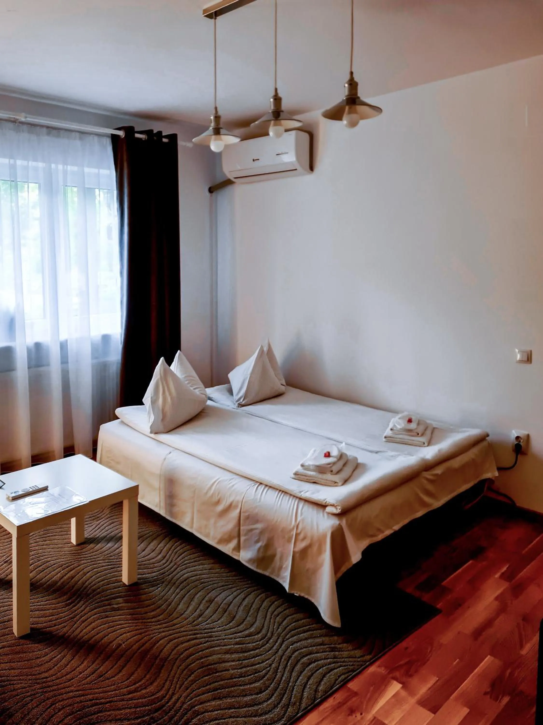 Bed in Apartament Alina - la parter & parcare rezervata