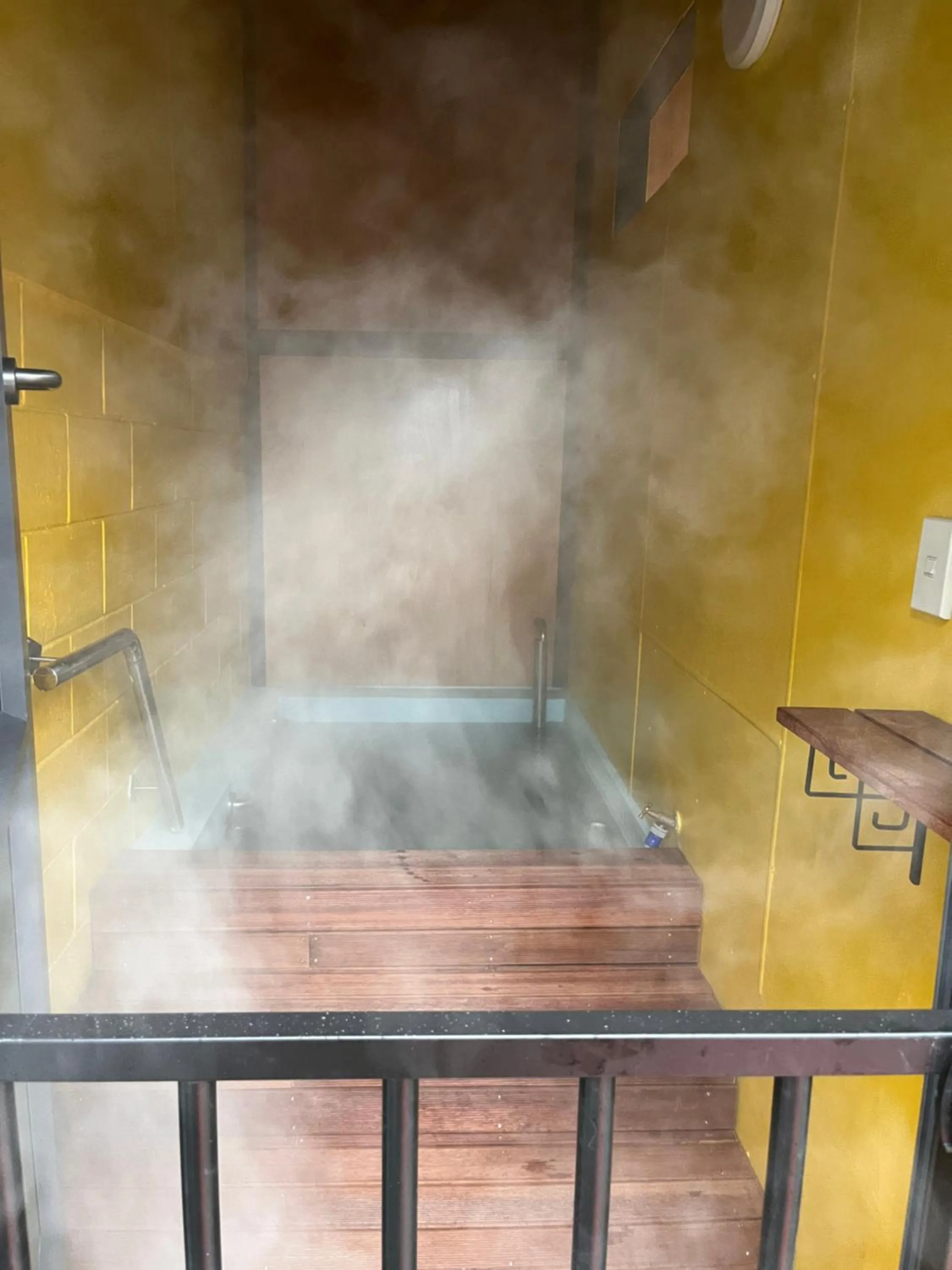 Hot Spring Bath in Kowhai Motel Rotorua