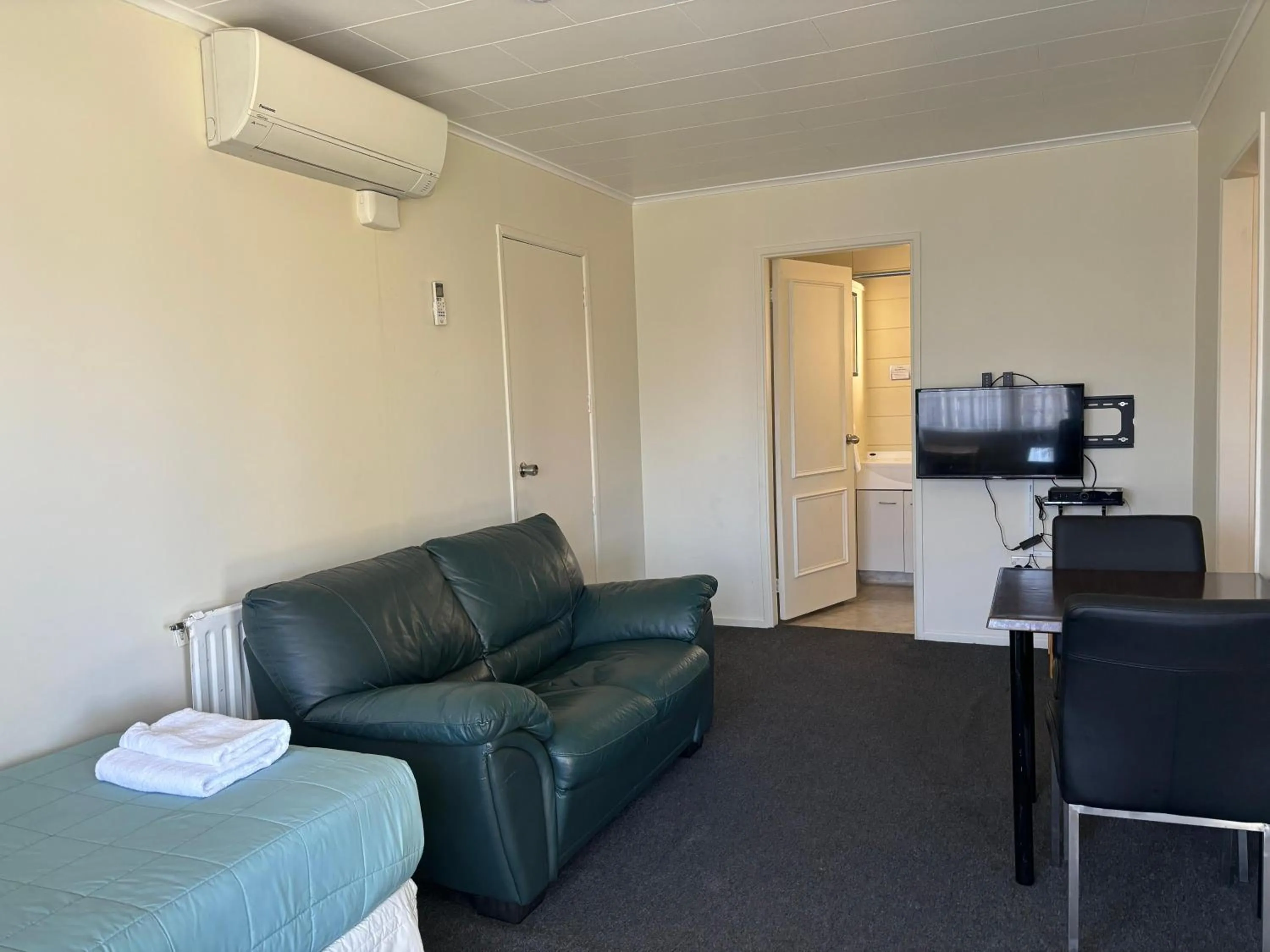 Apartment with Balcony in Kowhai Motel Rotorua