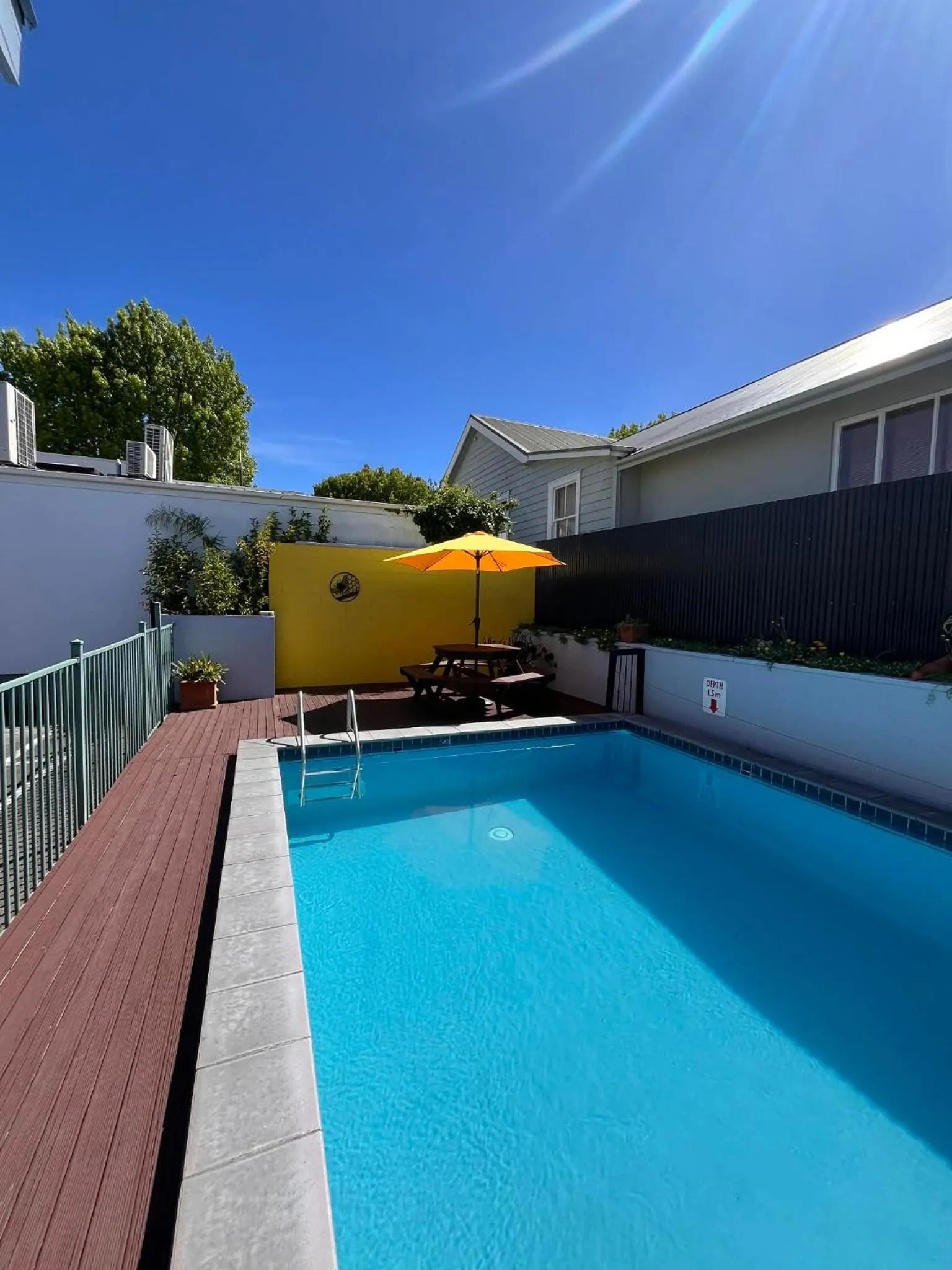 Swimming pool in Kowhai Motel Rotorua
