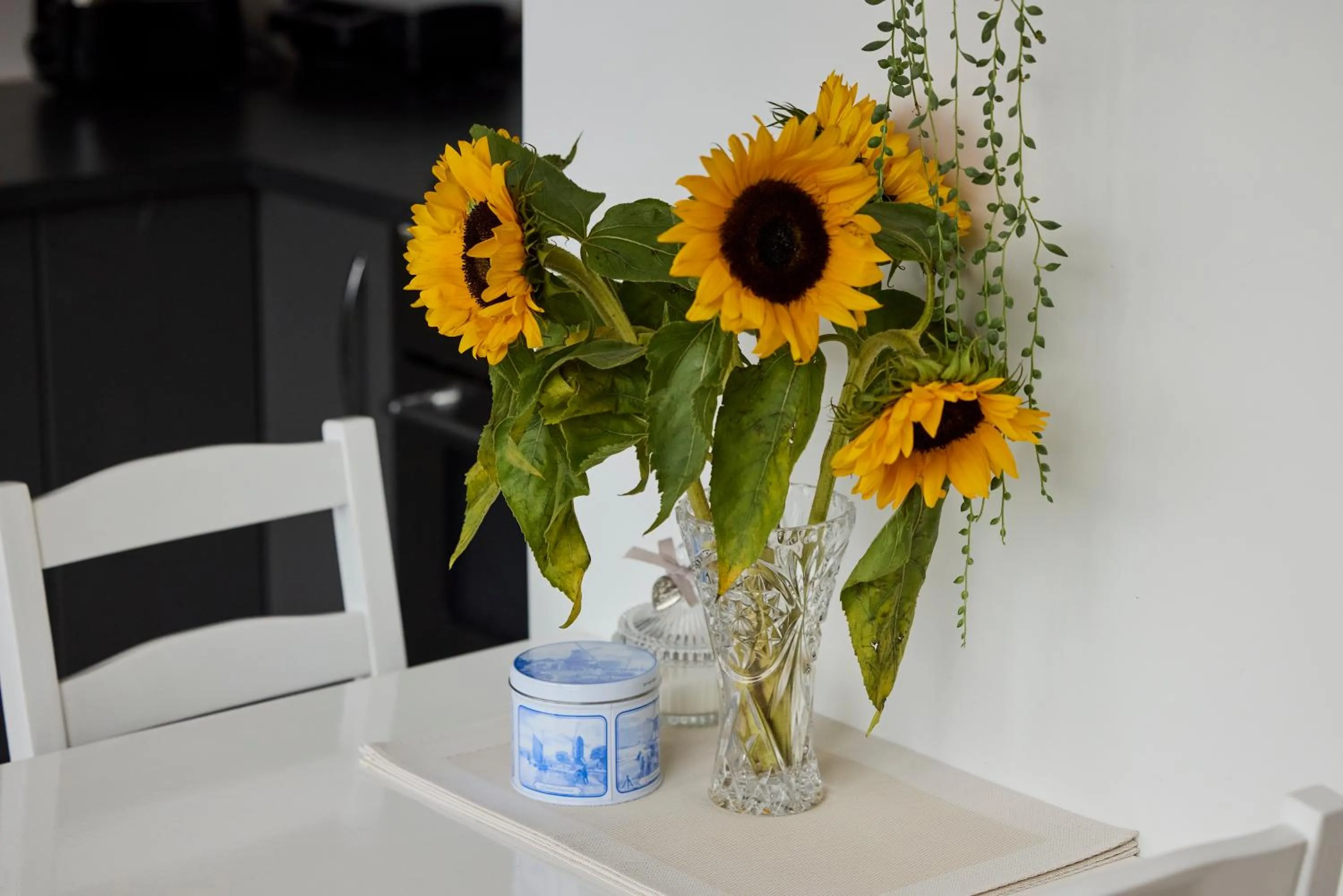 Decorative detail in Treehouse Inn