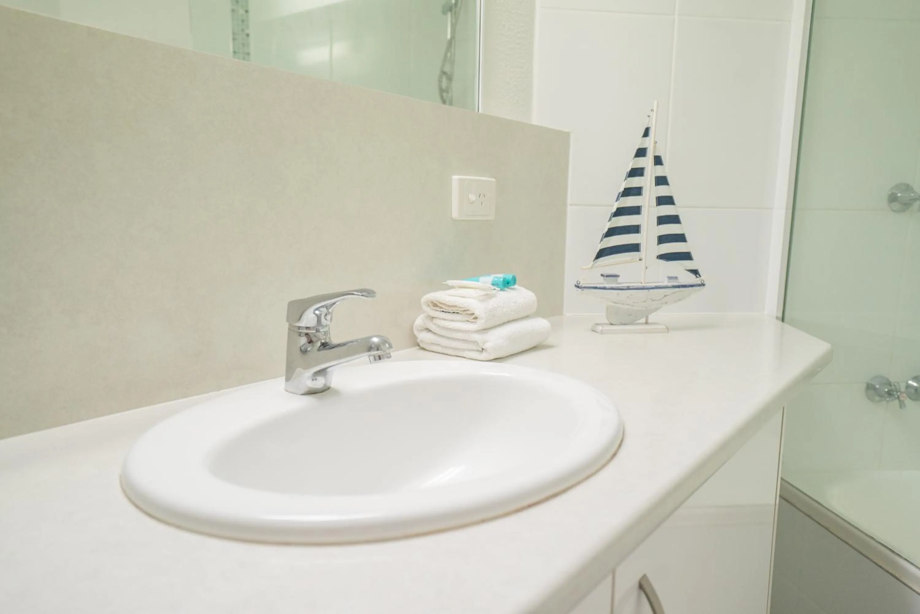 Bathroom in Mandolin Beachfront Resort