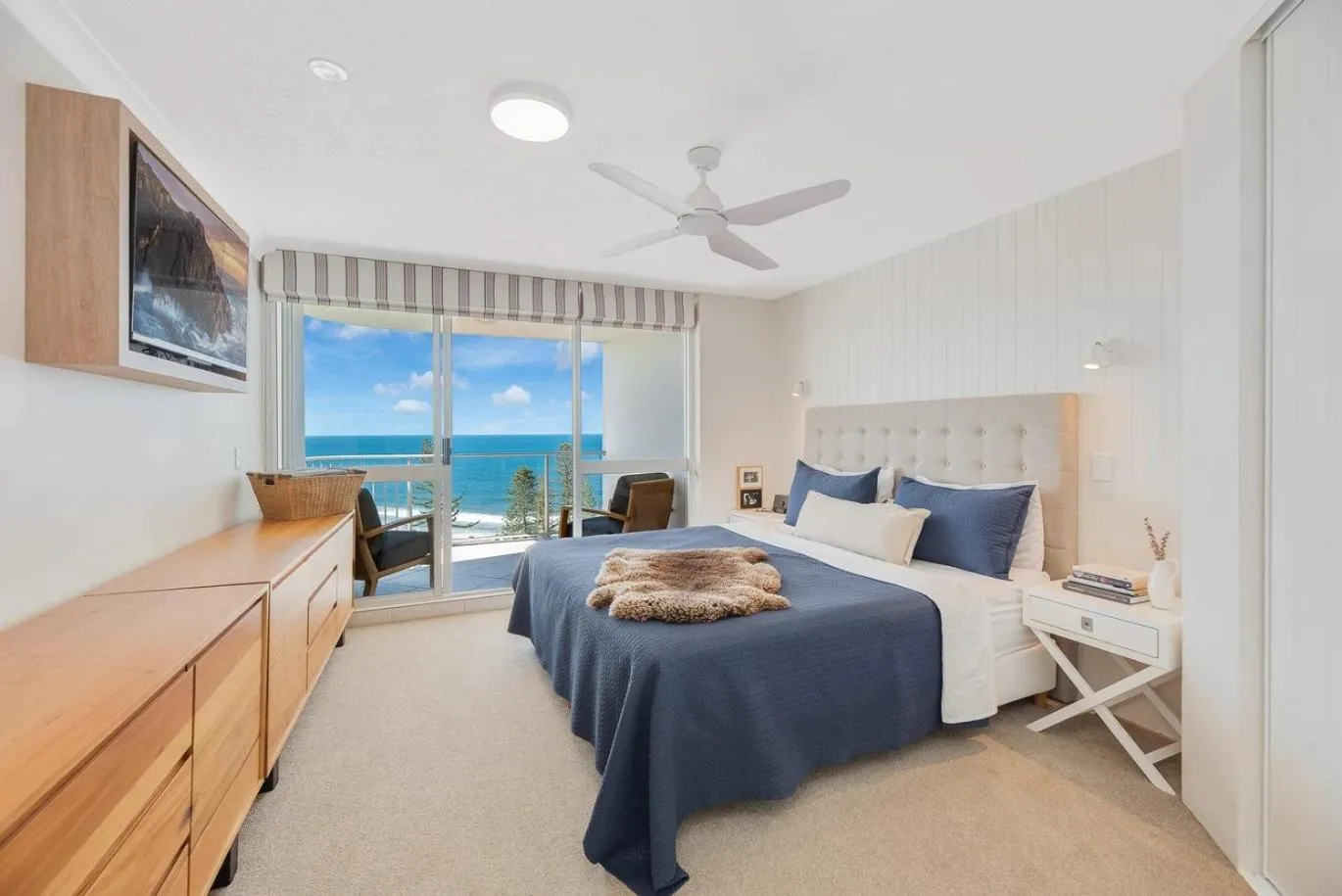 Bed in Mandolin Beachfront Resort