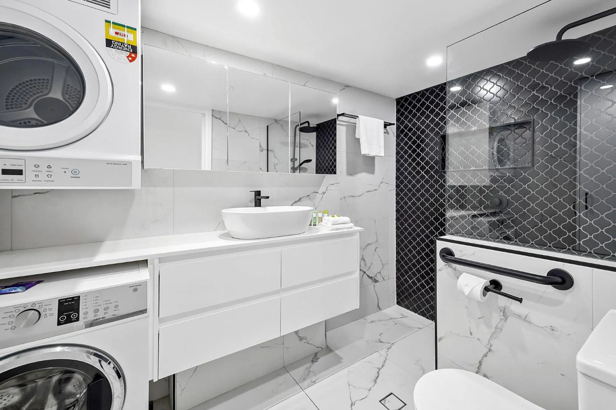 Bathroom in Mandolin Beachfront Resort