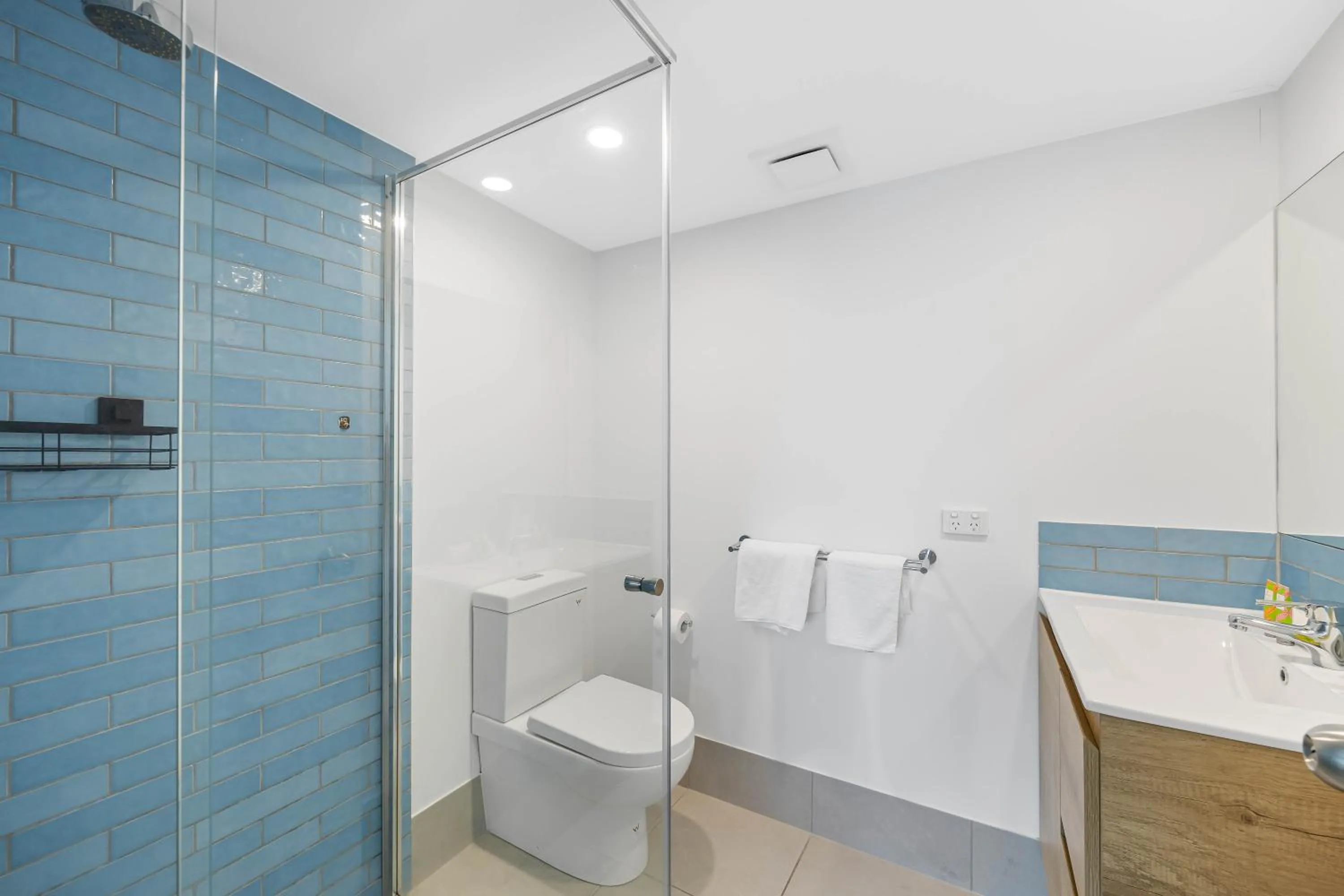 Bathroom in Mandolin Beachfront Resort