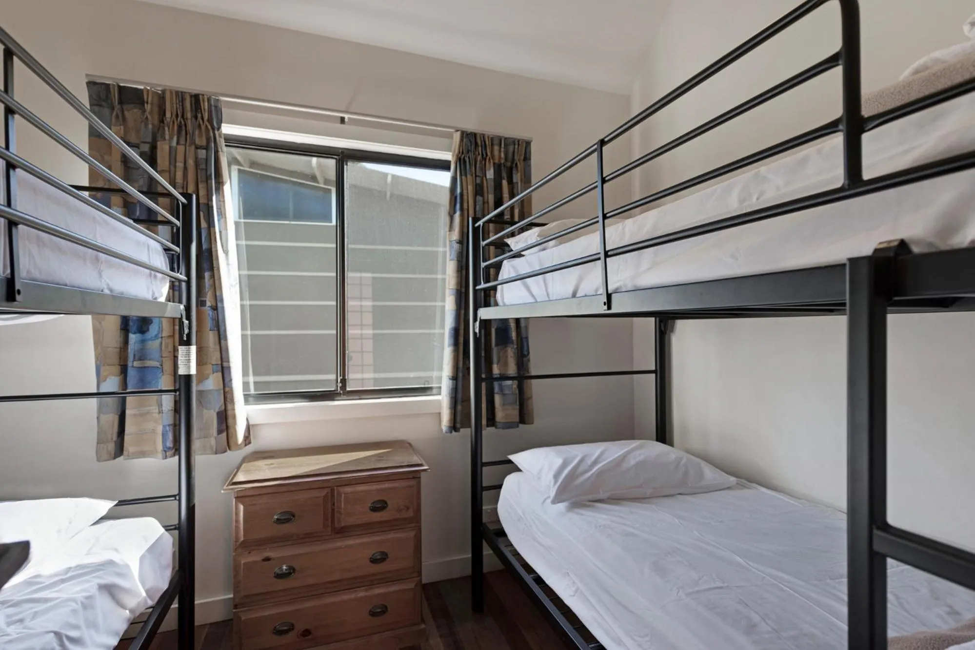 Bedroom, Bed in Discovery Parks - Gerroa