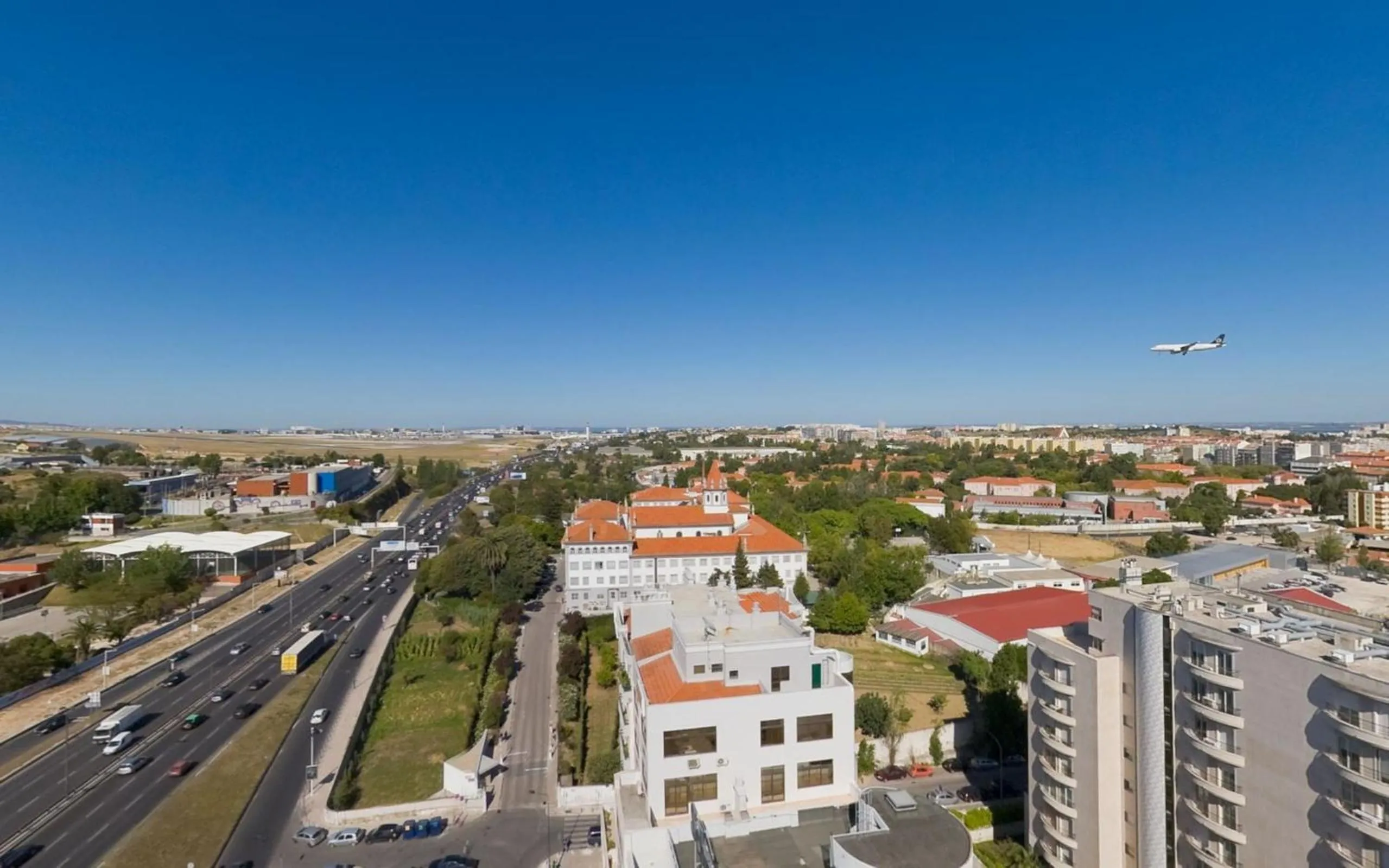 Property building in Radisson Blu Hotel Lisbon