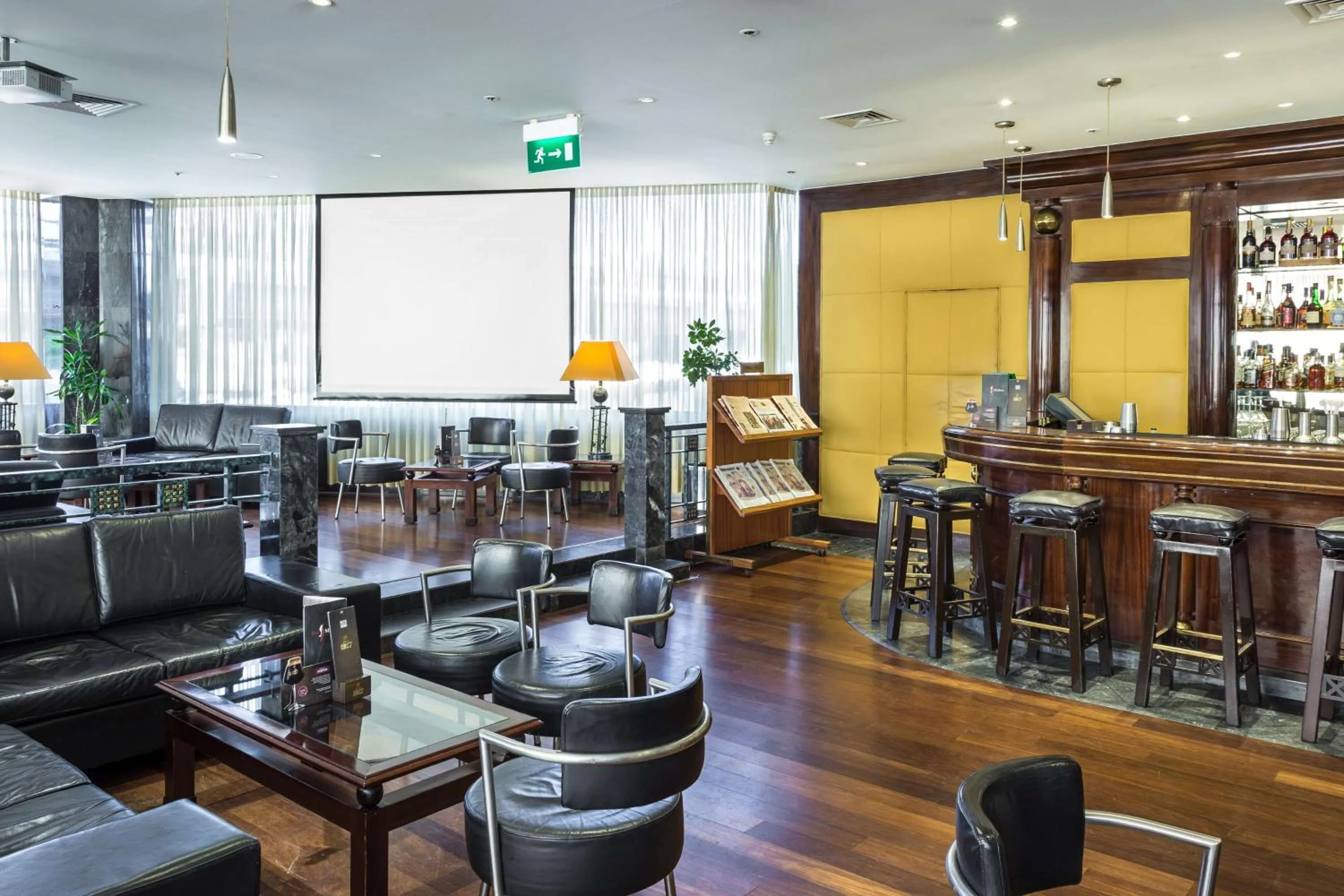 Night in Radisson Blu Hotel Lisbon