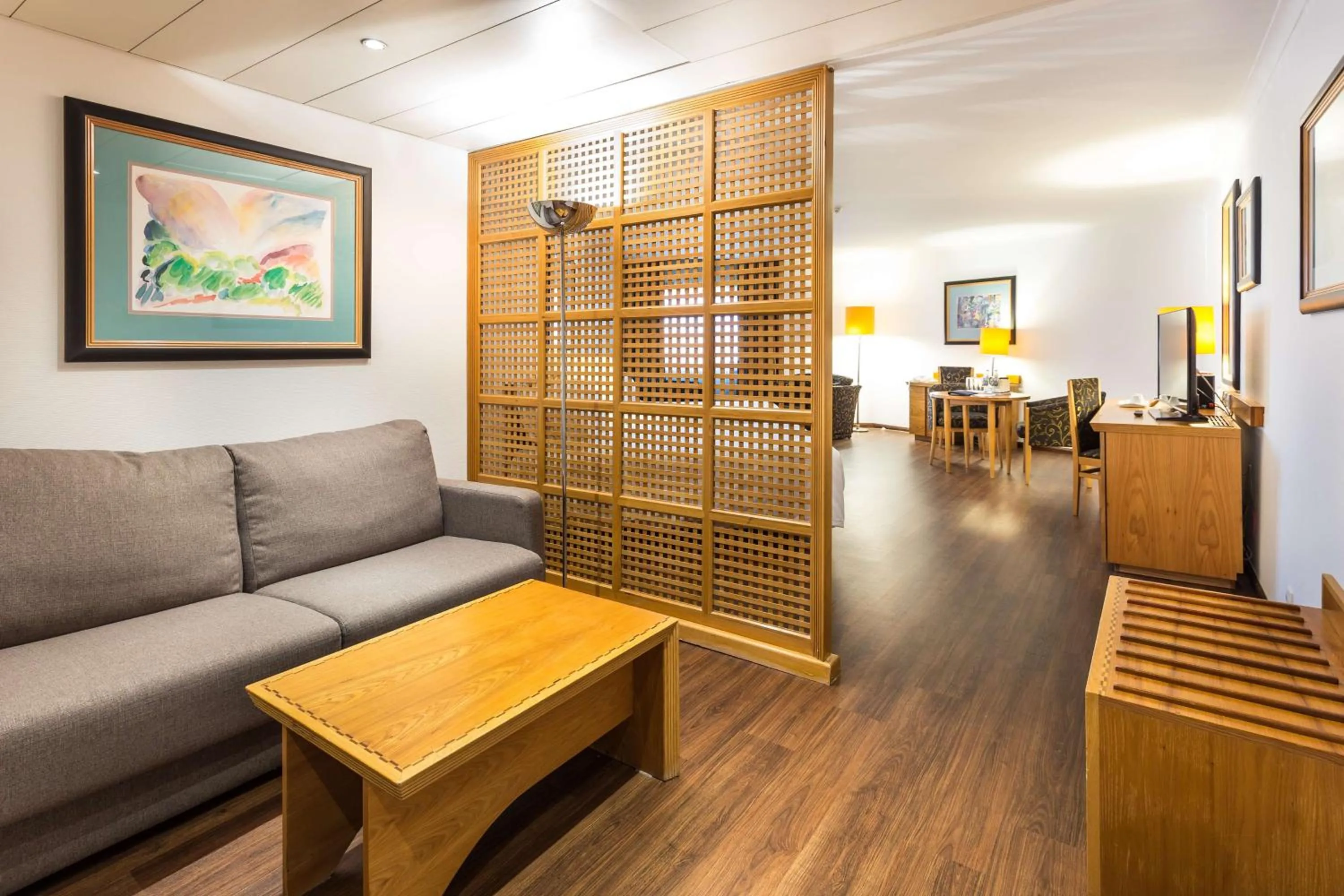 Photo of the whole room in Radisson Blu Hotel Lisbon