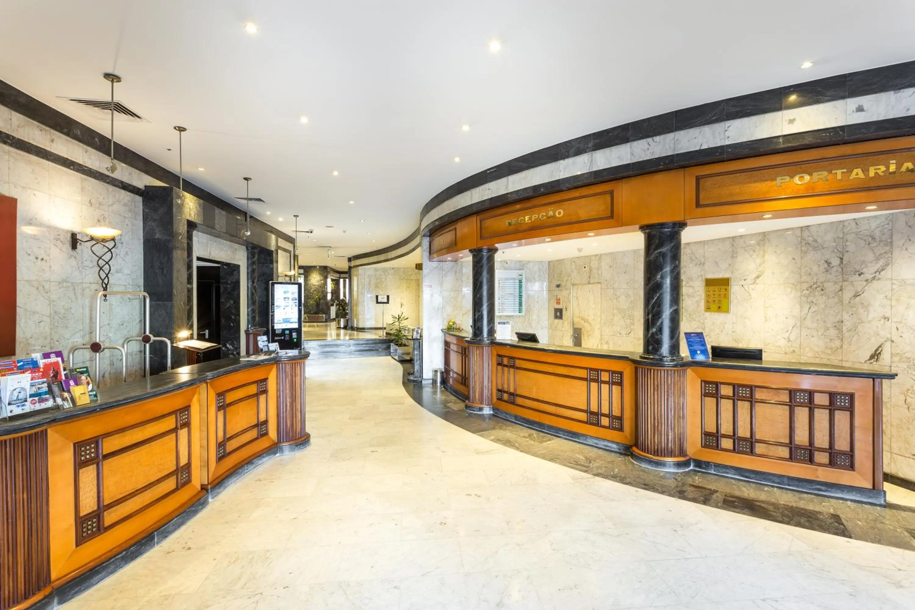 Lobby or reception in Radisson Blu Hotel Lisbon