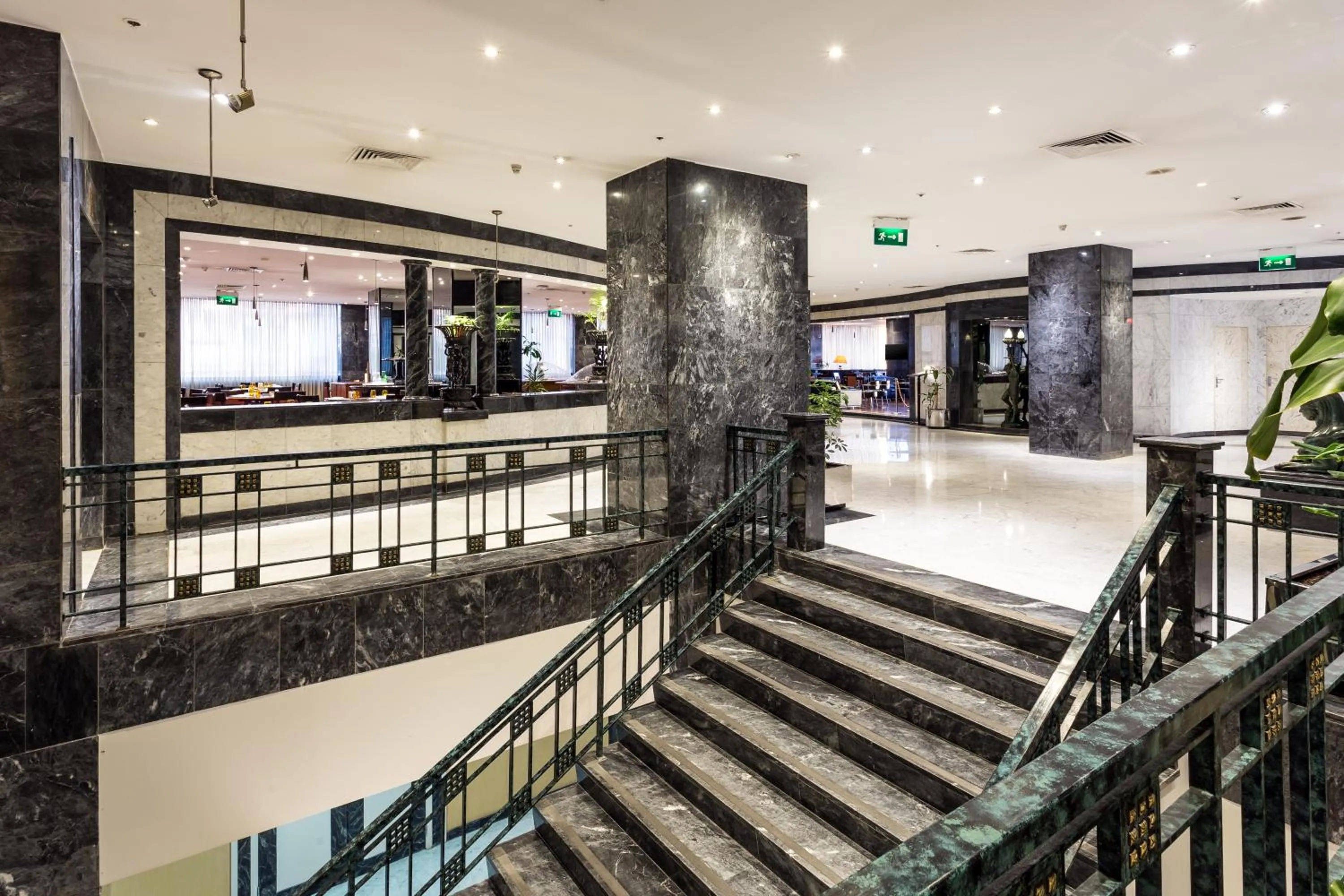 Lobby or reception in Radisson Blu Hotel Lisbon