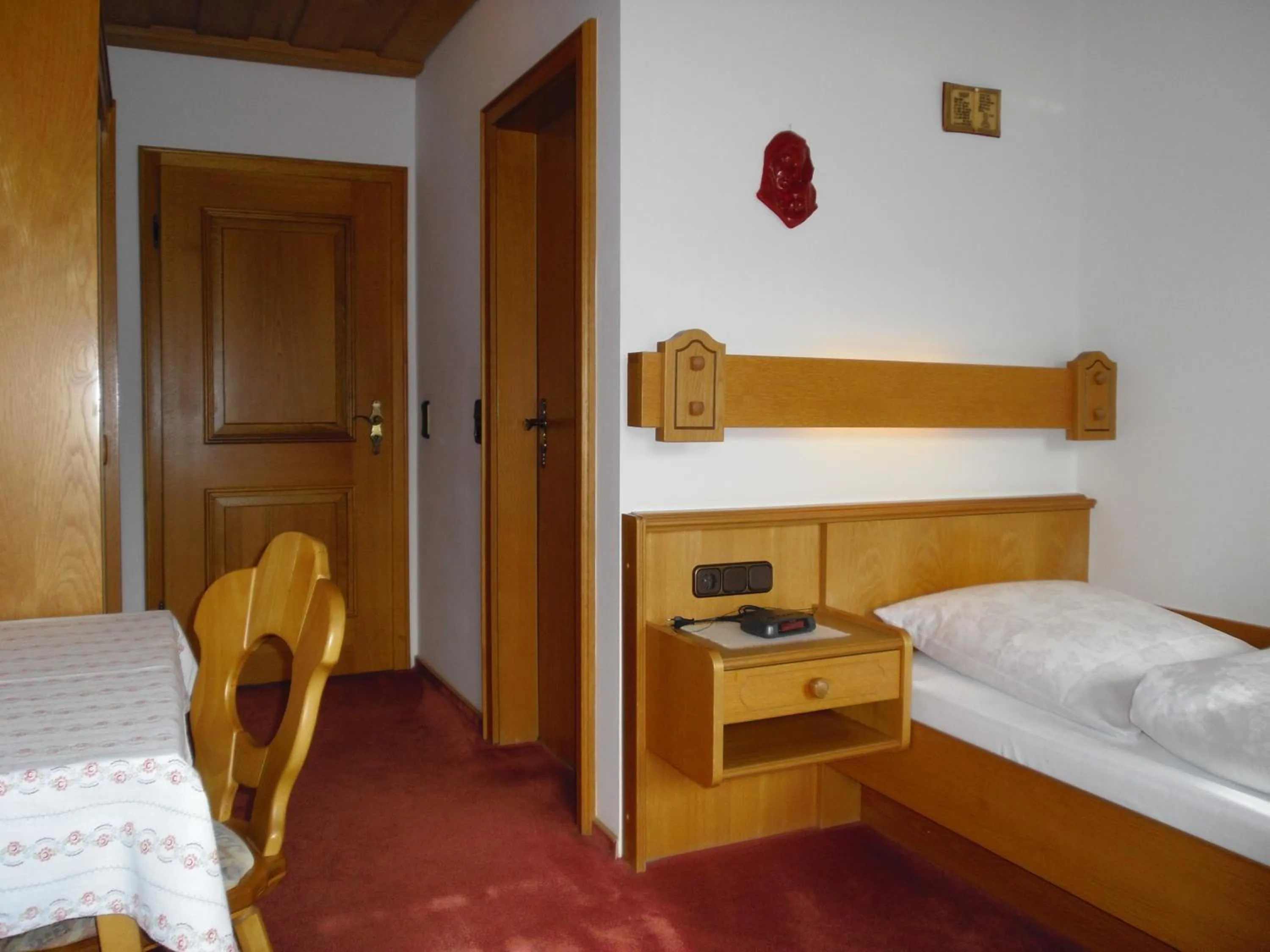 Balcony/Terrace, Bed in Gasthof-Pension-Kraus