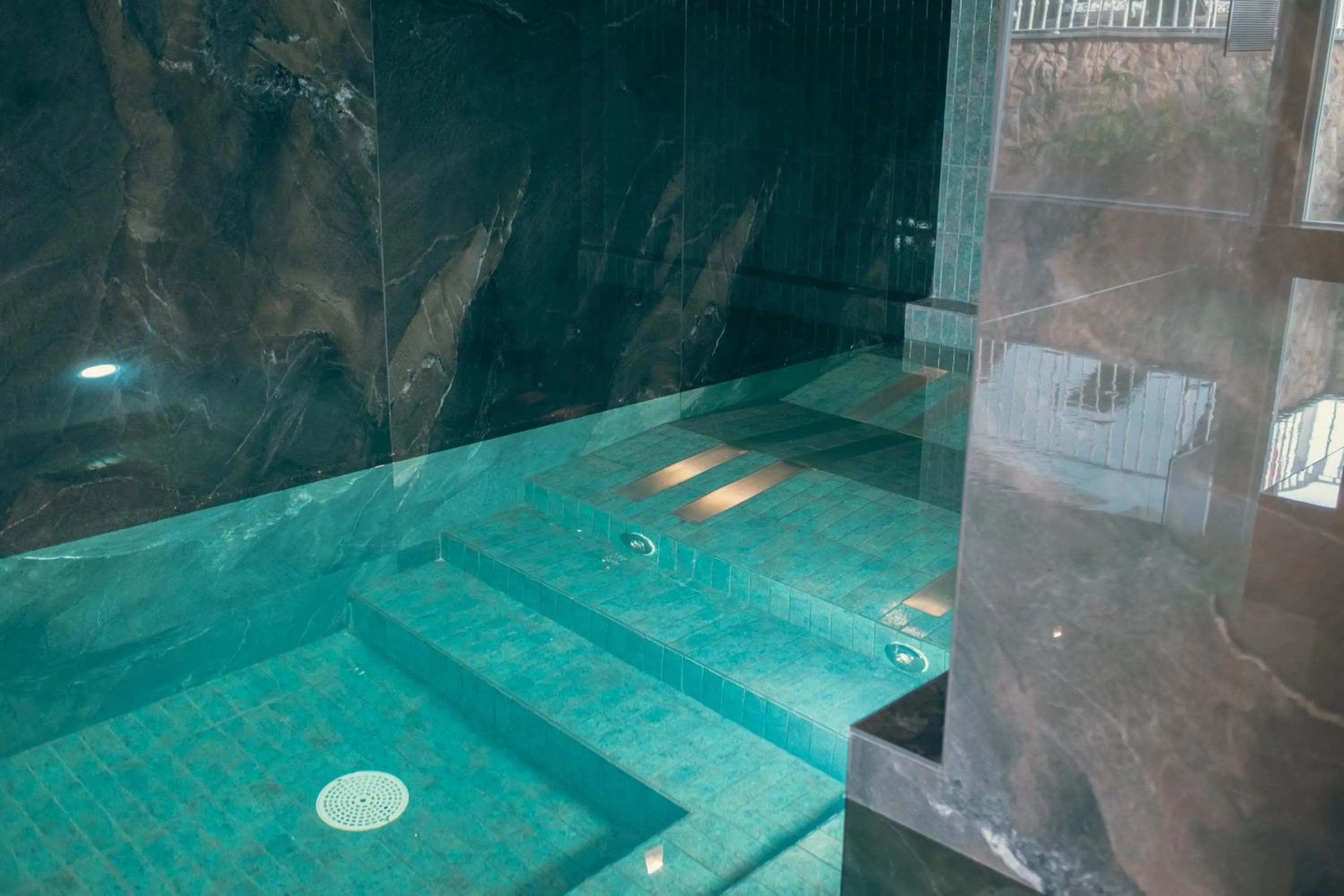 Swimming pool in Longevity Senses - Cascais Boutique Hotel - Adults Only