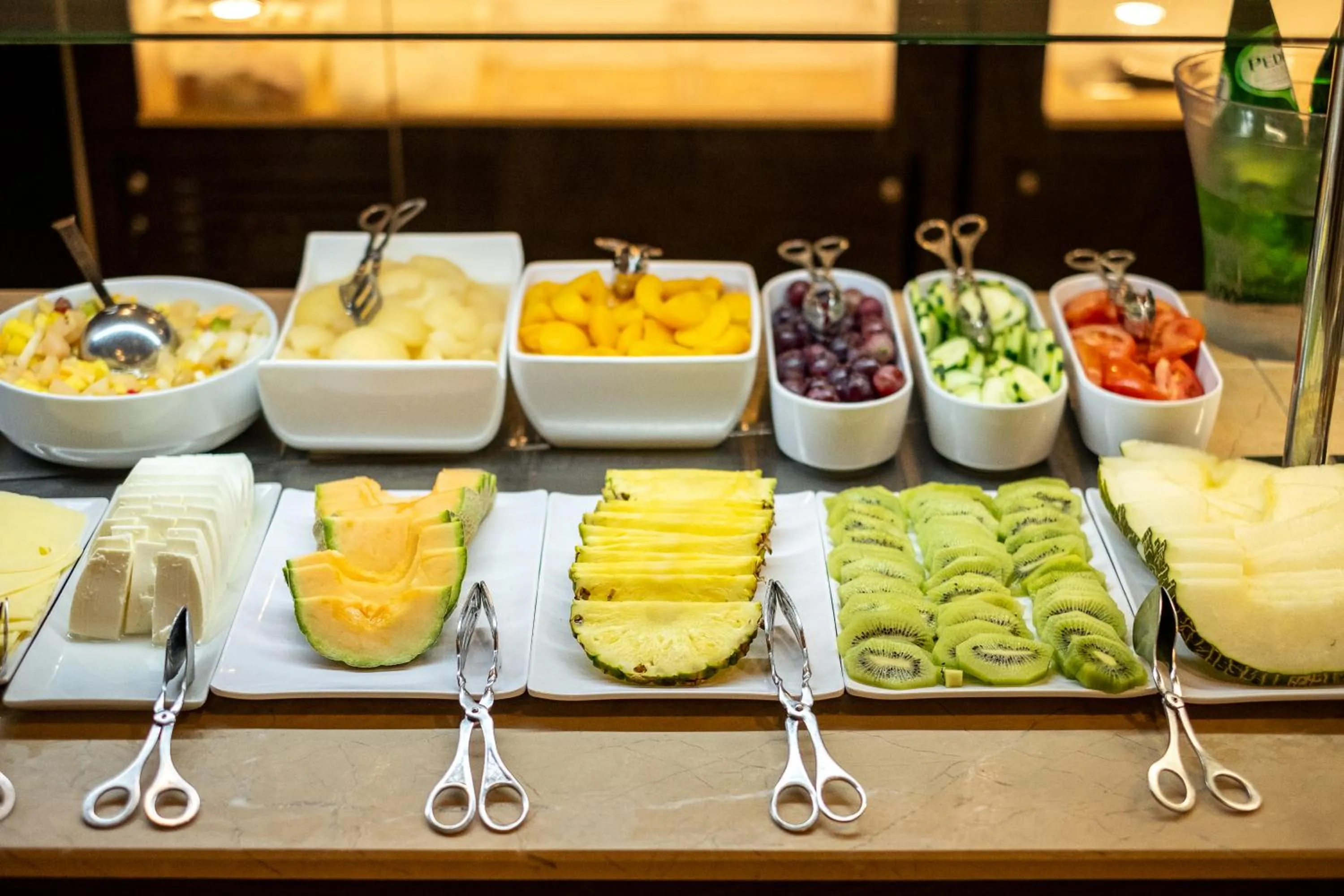 Breakfast in America Diamonds Hotel