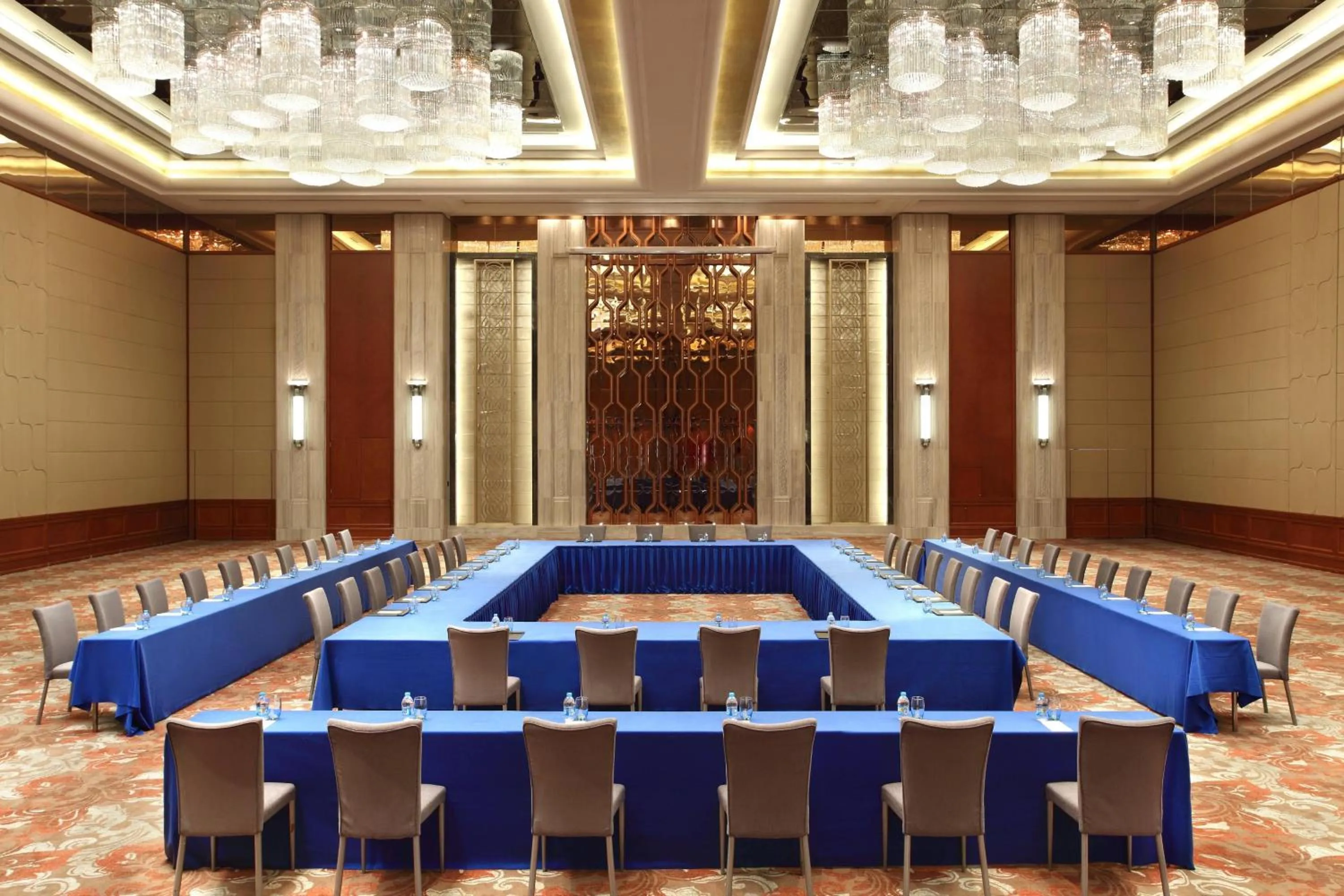 Meeting/conference room in Sheraton Jiangyin Hotel