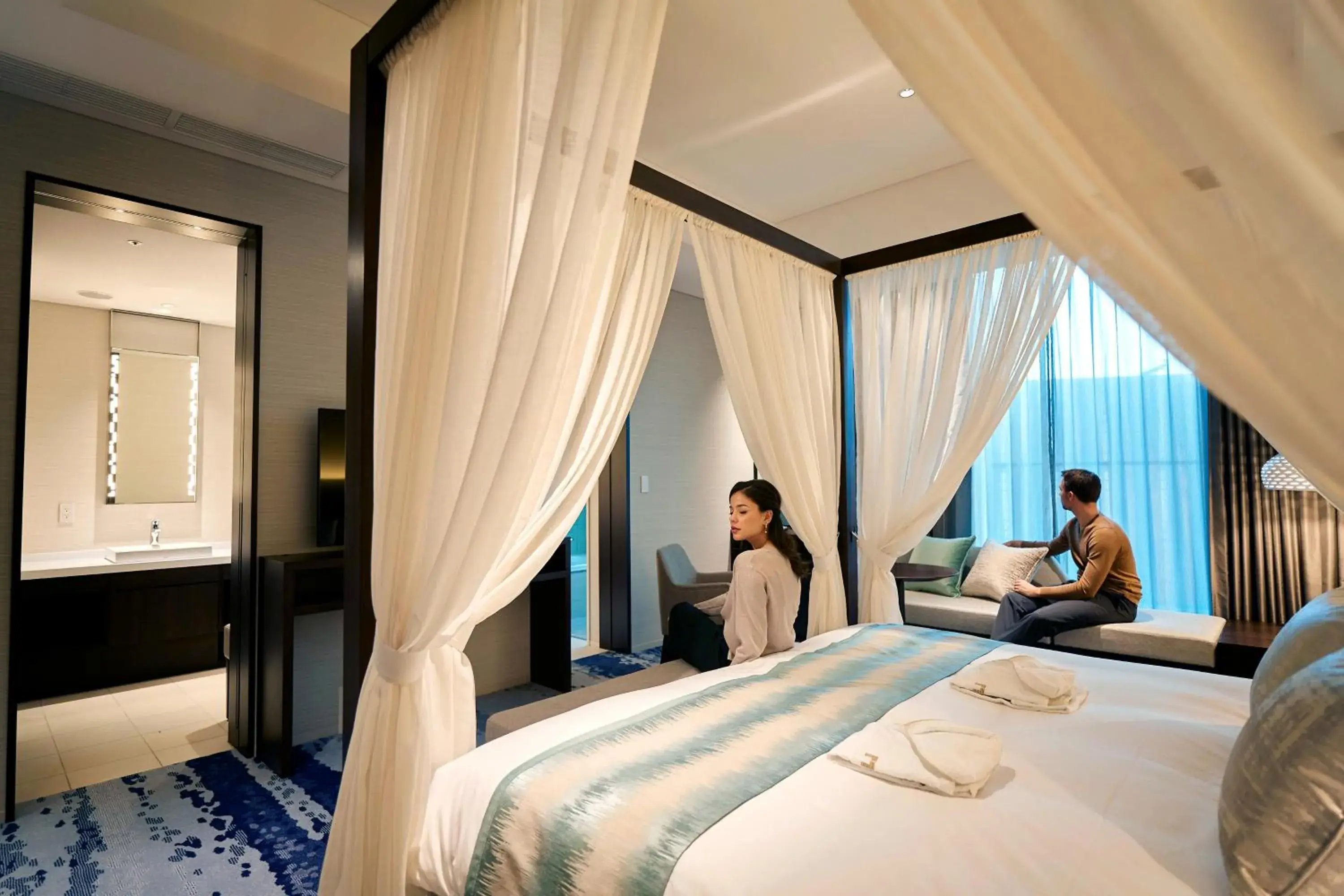 Large Double Room - Non-Smoking in The Gate Hotel Tokyo by Hulic Large Double Room - Non-Smoking in The Gate Hotel Tokyo by Hulic